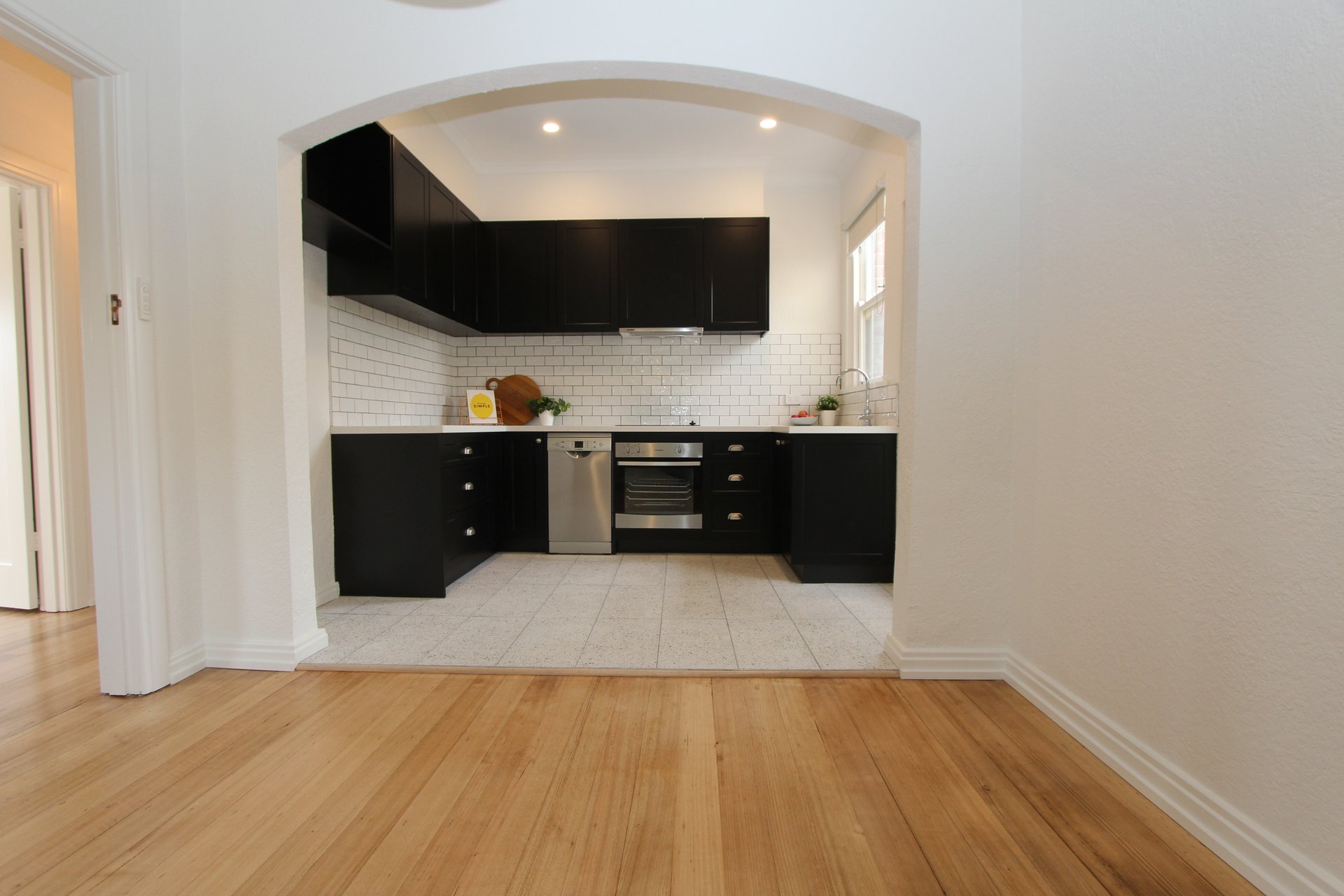 Property Gallery Thumbnail 3