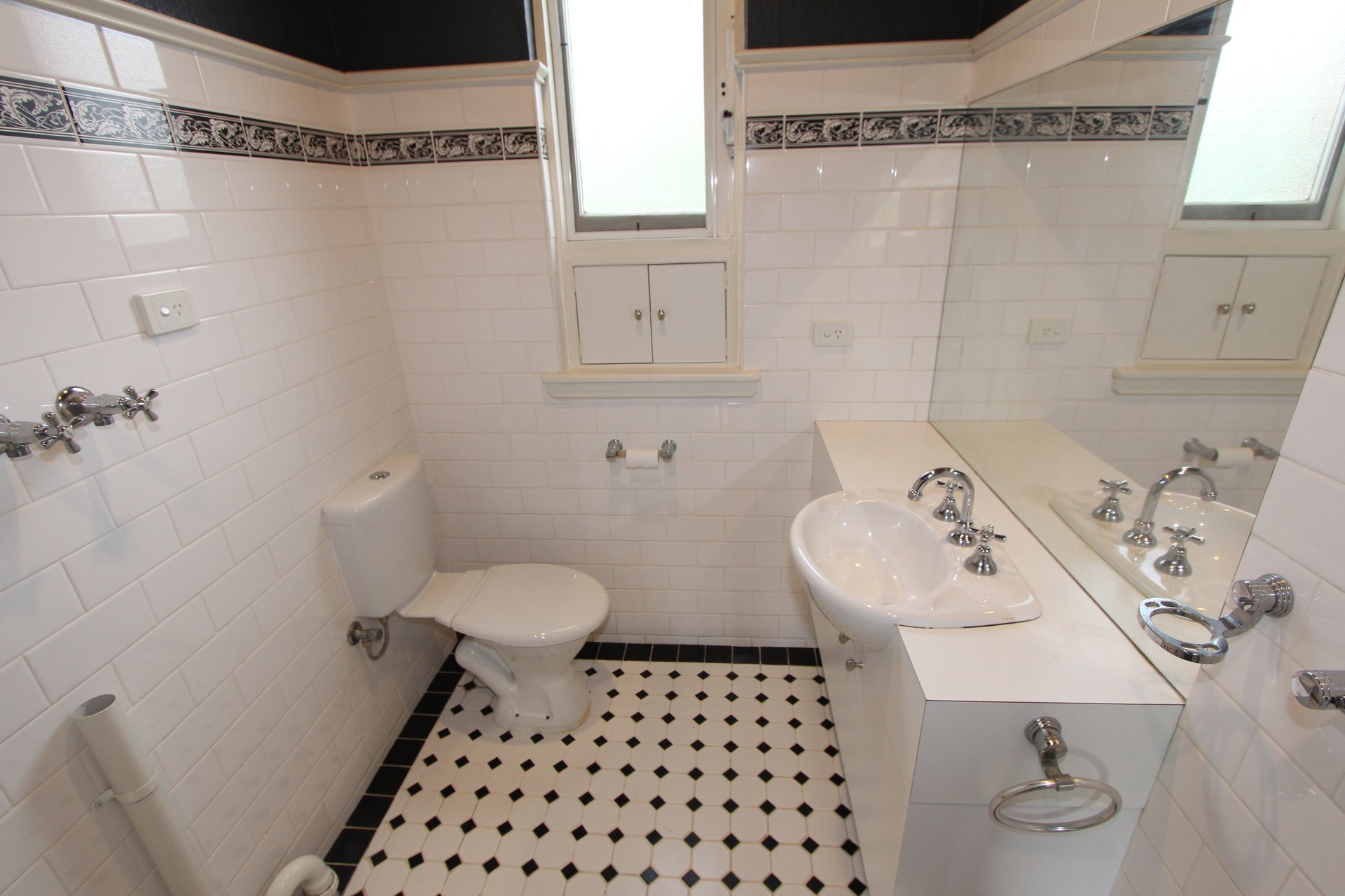 Property Gallery Thumbnail 7