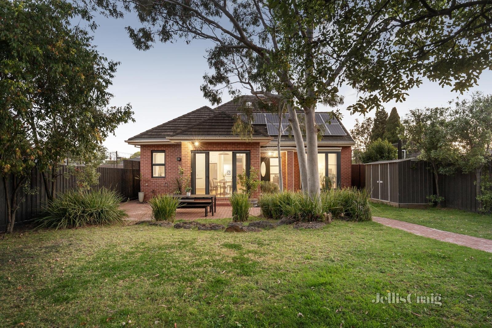 2/26 Clifton Road, Hawthorn East image 1