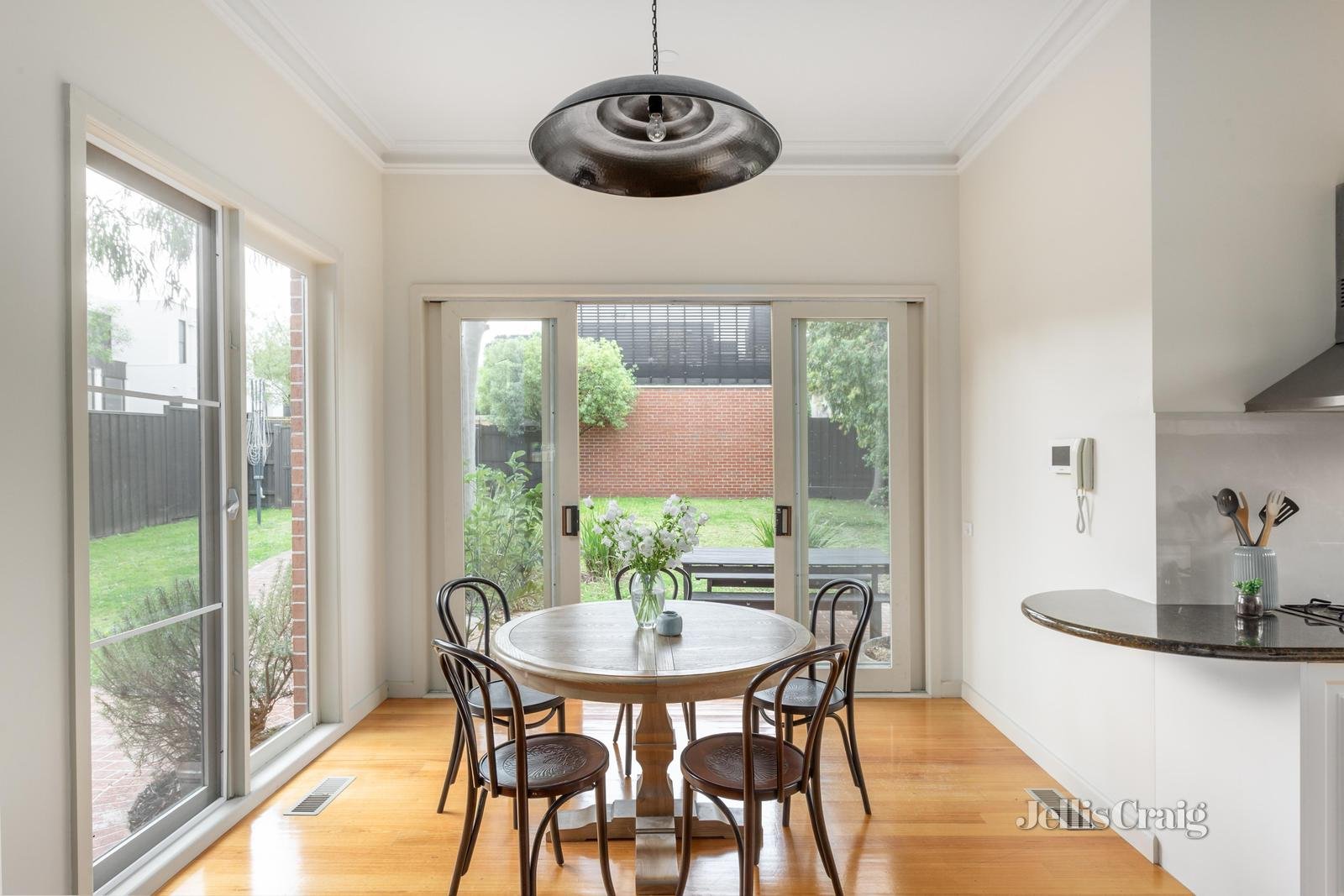 2/26 Clifton Road, Hawthorn East image 4