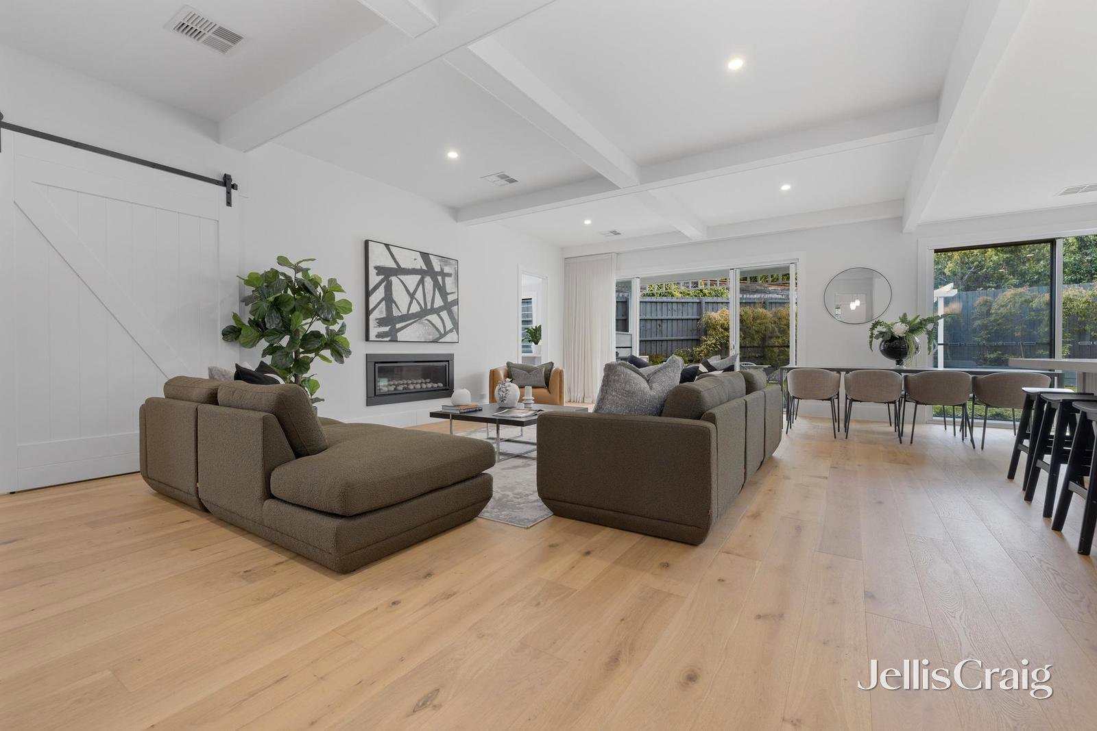 2/26 Dryden Street, Canterbury image 10