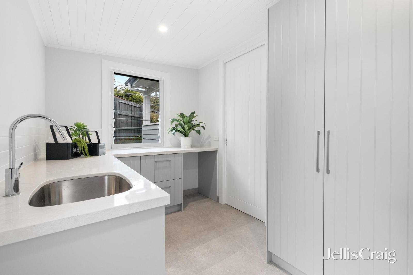 2/26 Dryden Street, Canterbury image 12