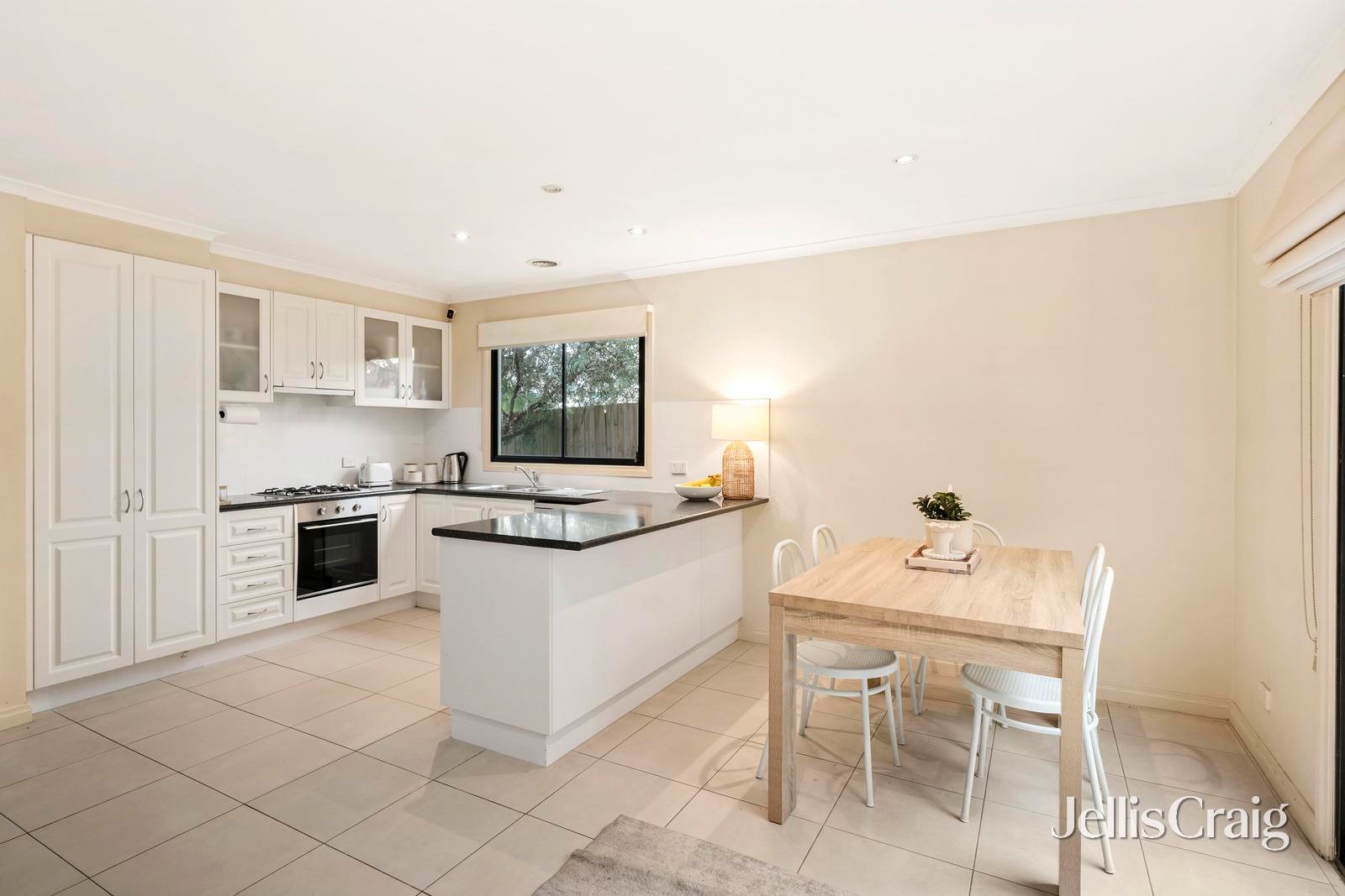 2/26 Ervin Road, Kilsyth image 4
