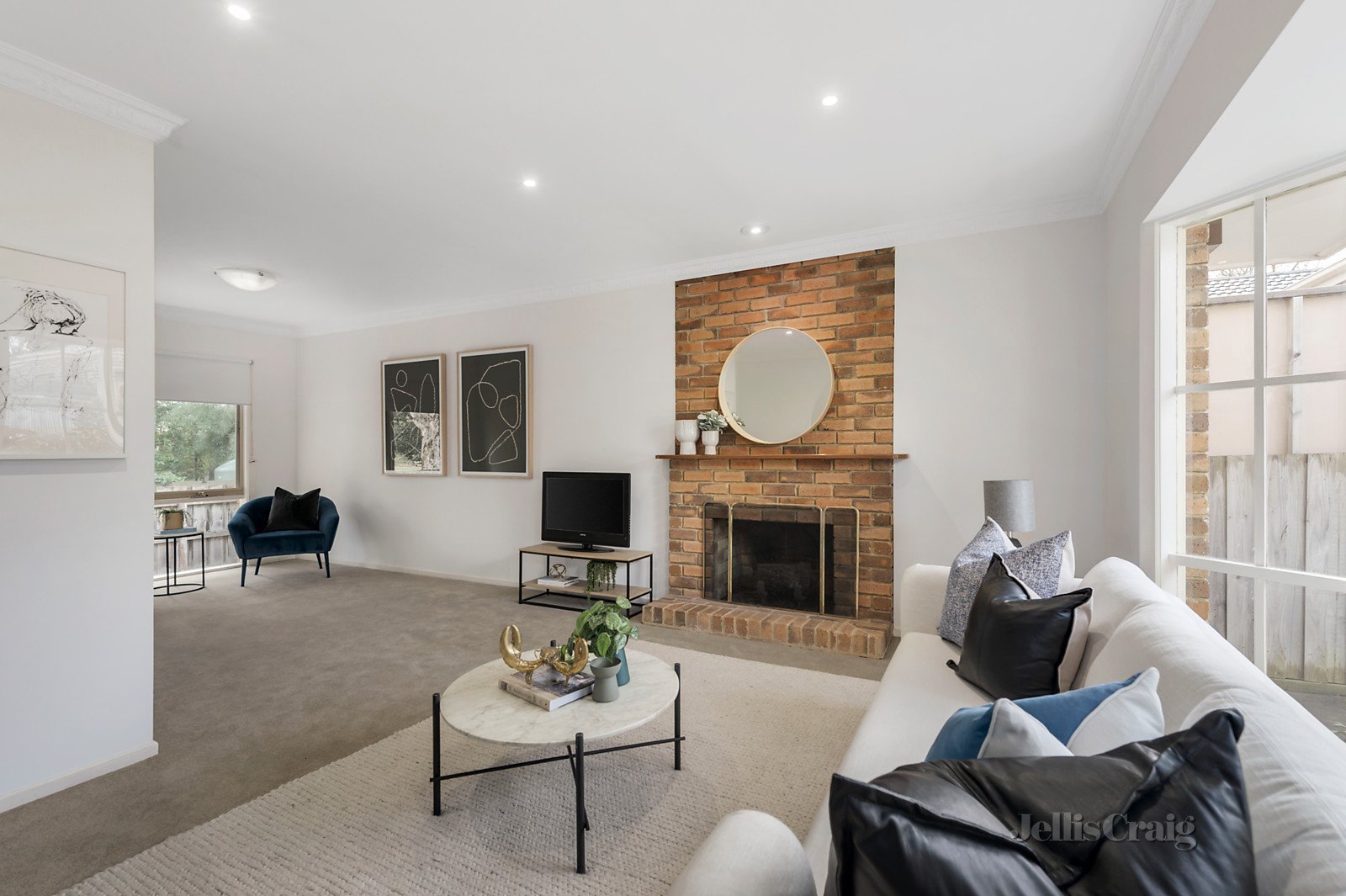 2/26 Goodwin Street, Blackburn image 2