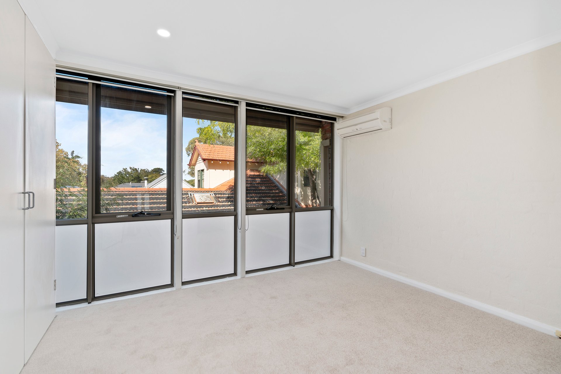 2/26 Gordon Street, Balwyn image 6