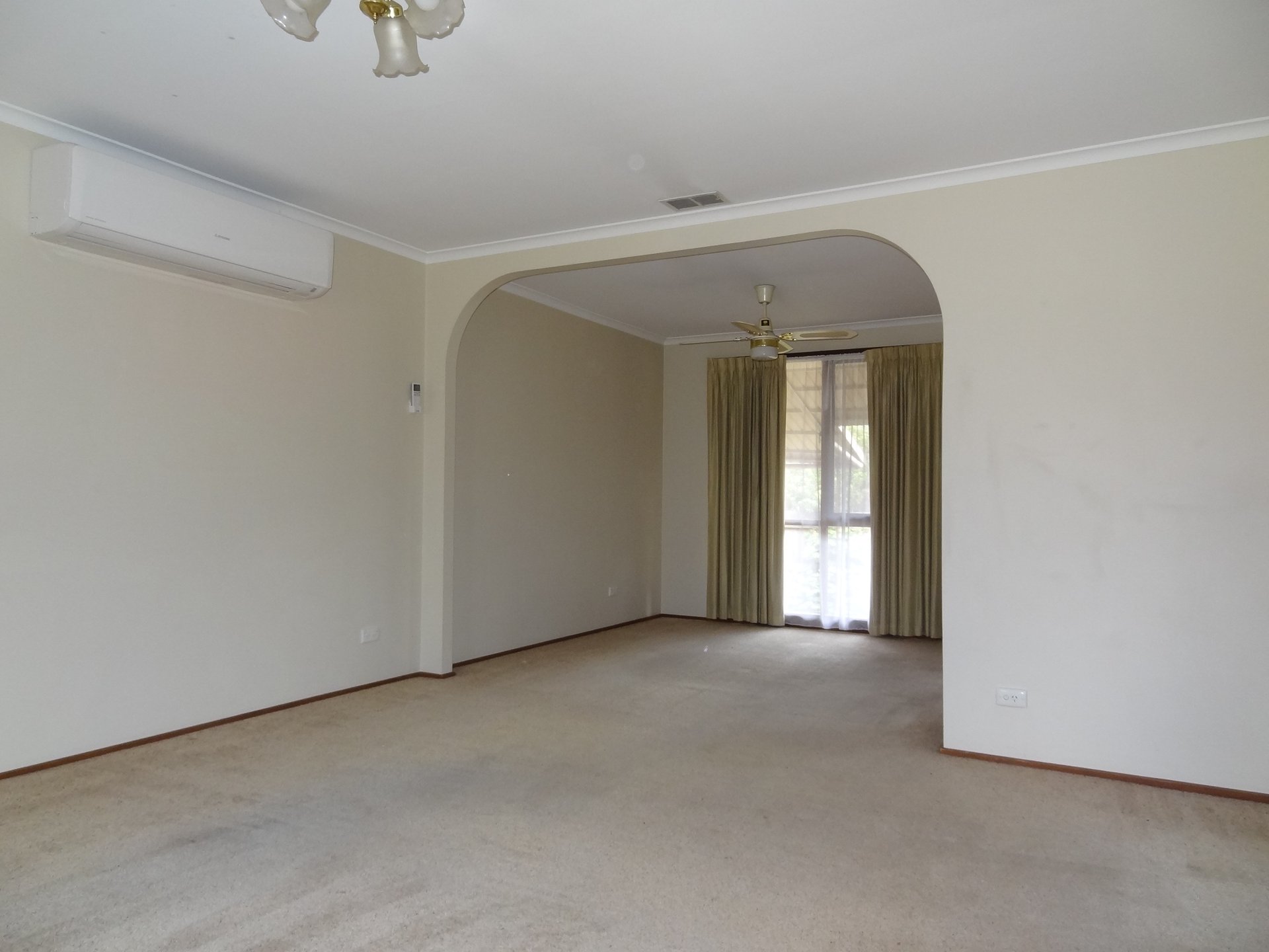 2/26 Jackson Street, Croydon image 5