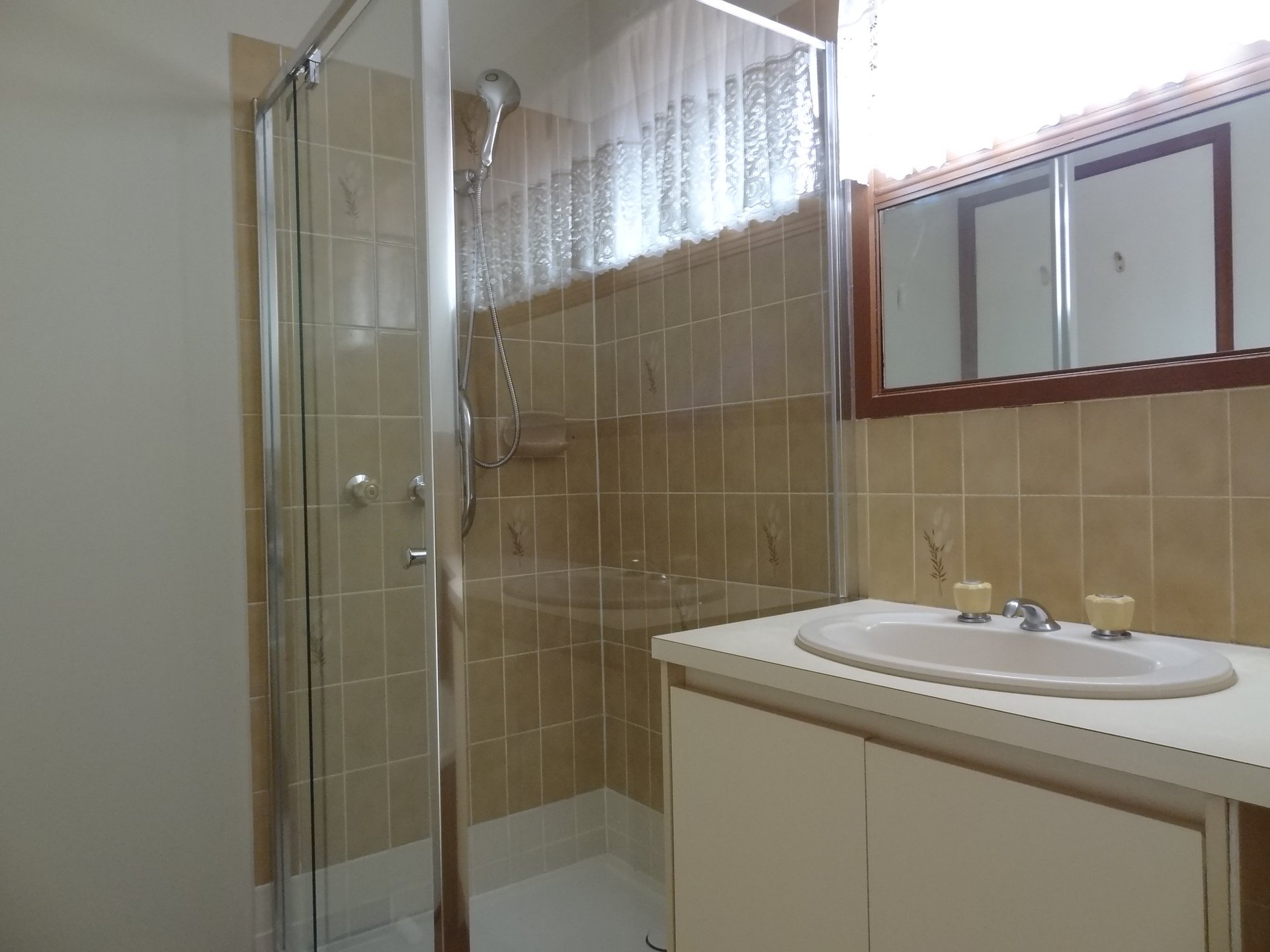 2/26 Jackson Street, Croydon image 4