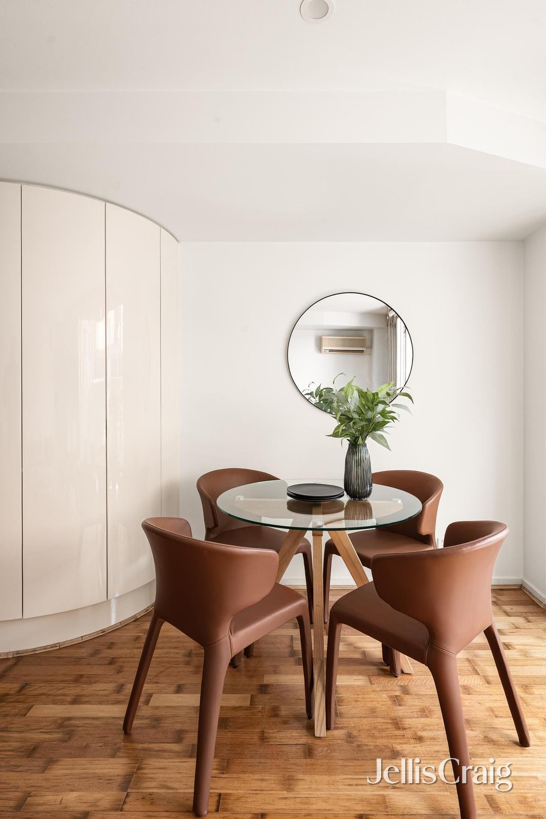 2/26 Little Cardigan Street, Carlton image 6