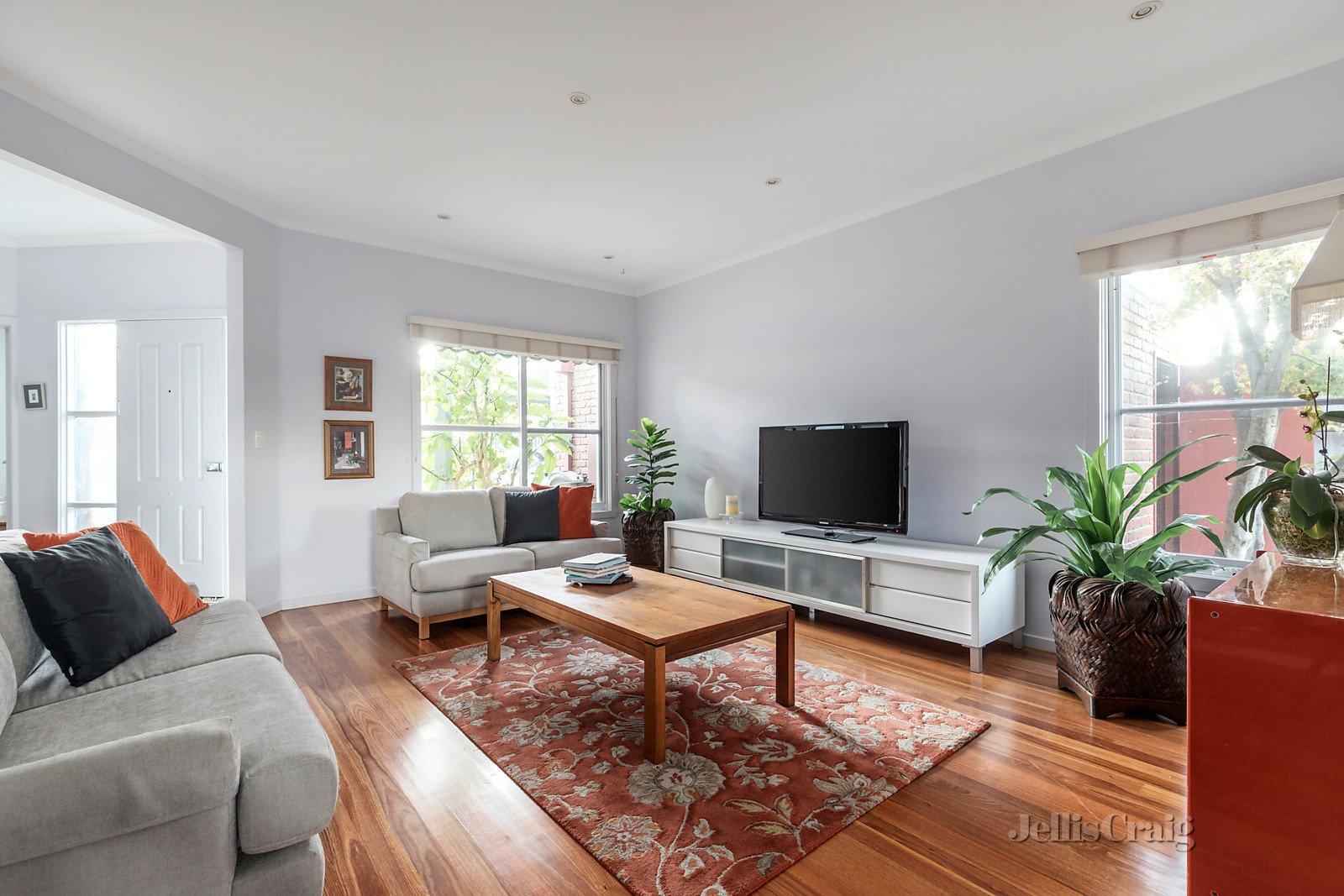 2/26 Loranne Street, Bentleigh image 3