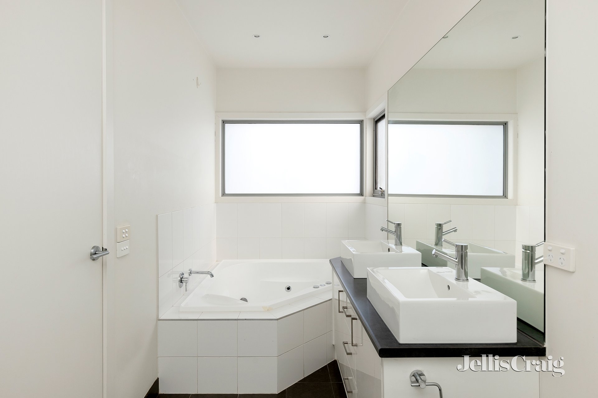 2/26 Lower Plenty Road, Rosanna image 7