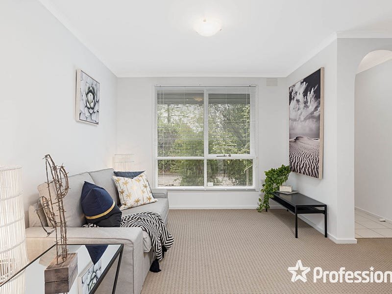 2/26 Lusher Road, Croydon image 4