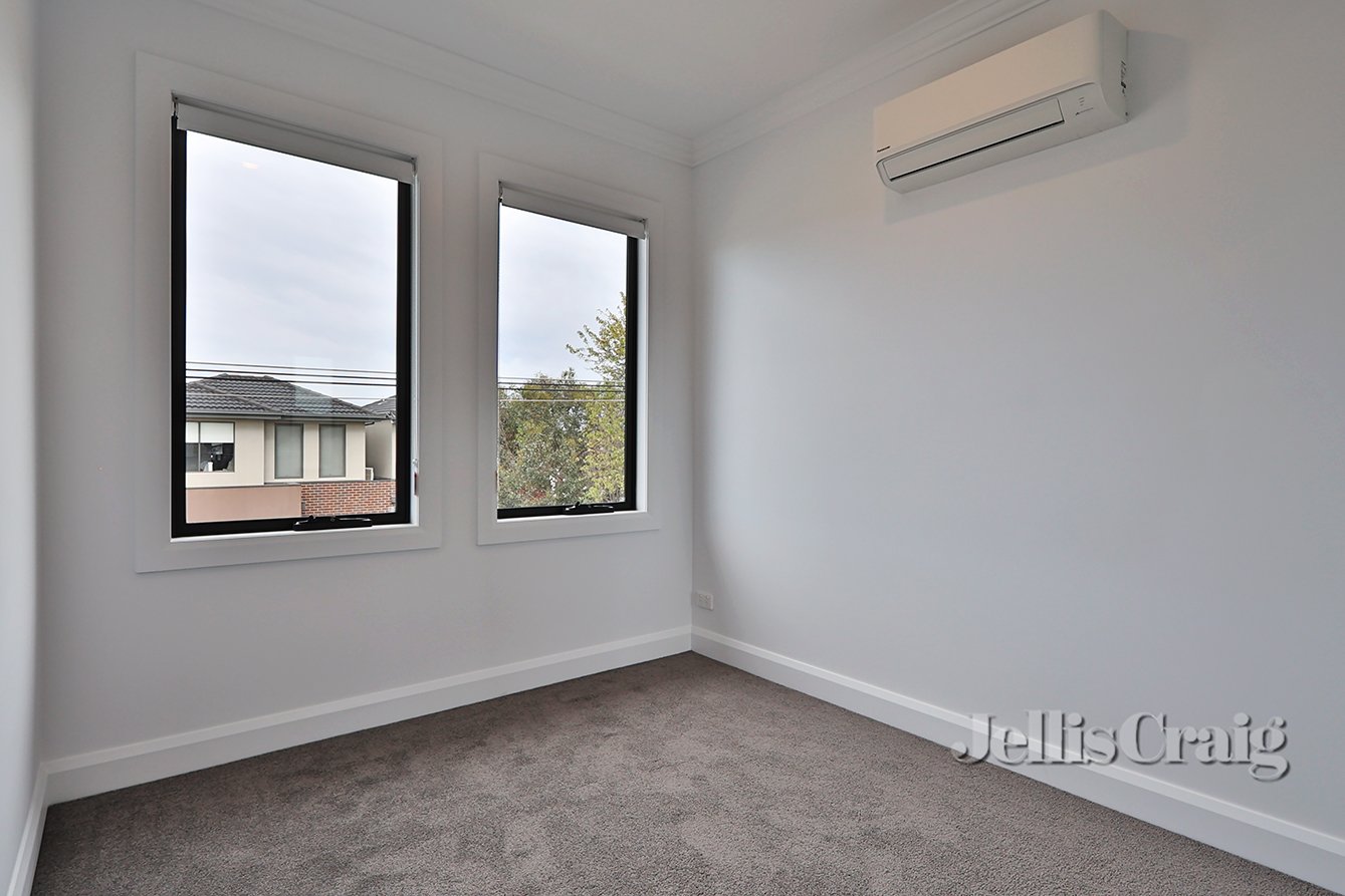 2/26 Ormond Road, Clayton image 4