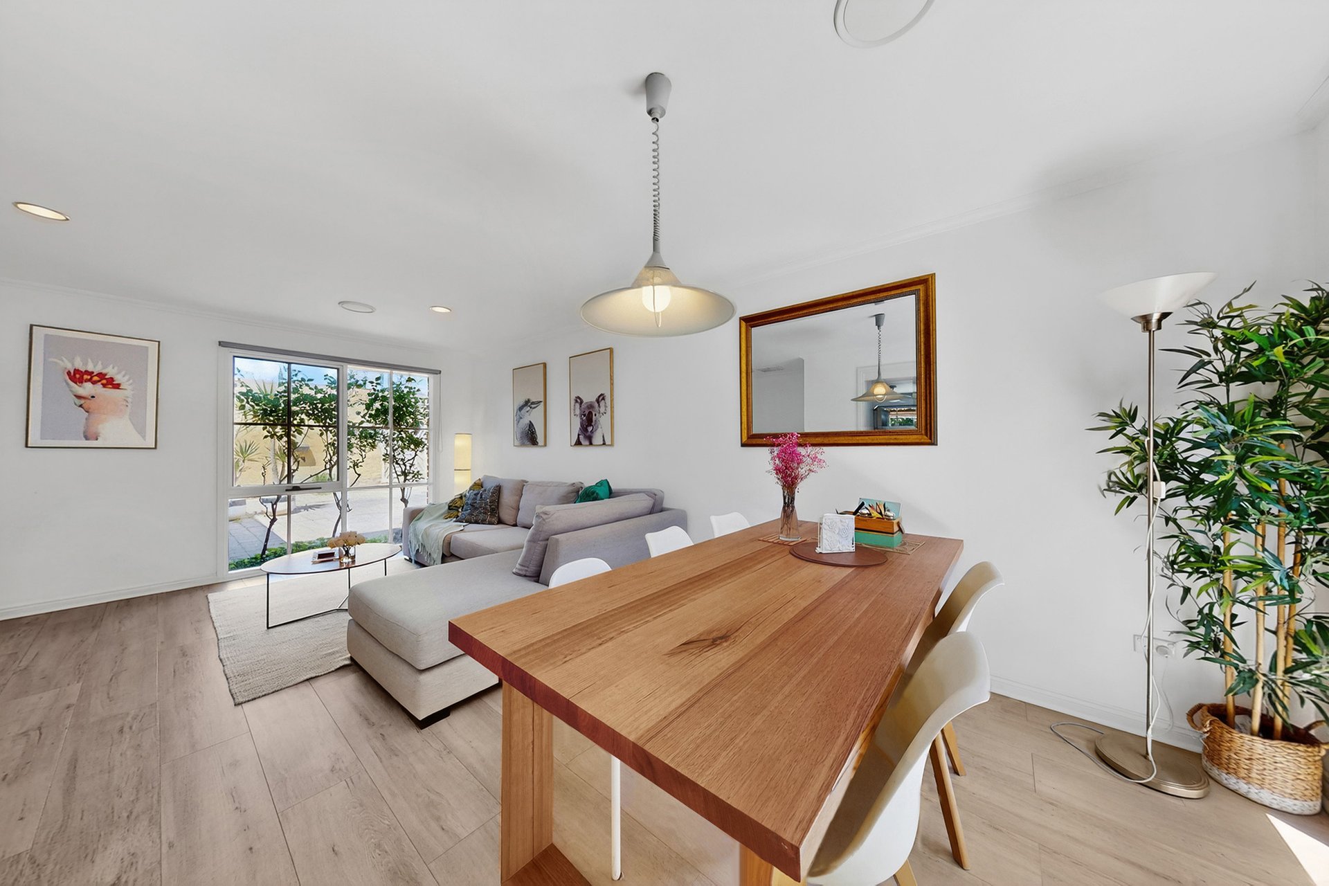 2/26 Whitmuir Road, Bentleigh image 2