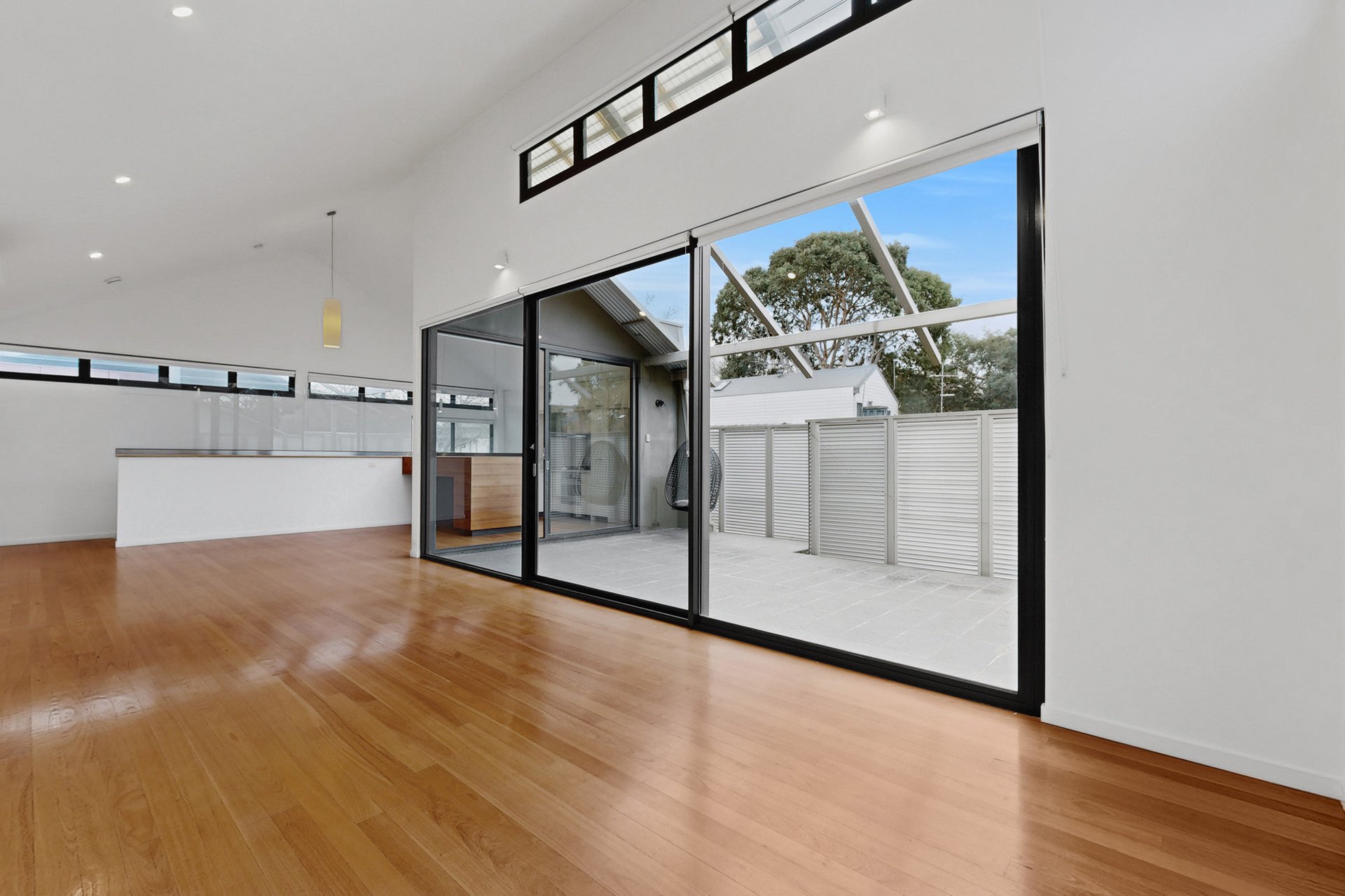 2/260 Barkly Street, St&nbsp;Kilda image 2