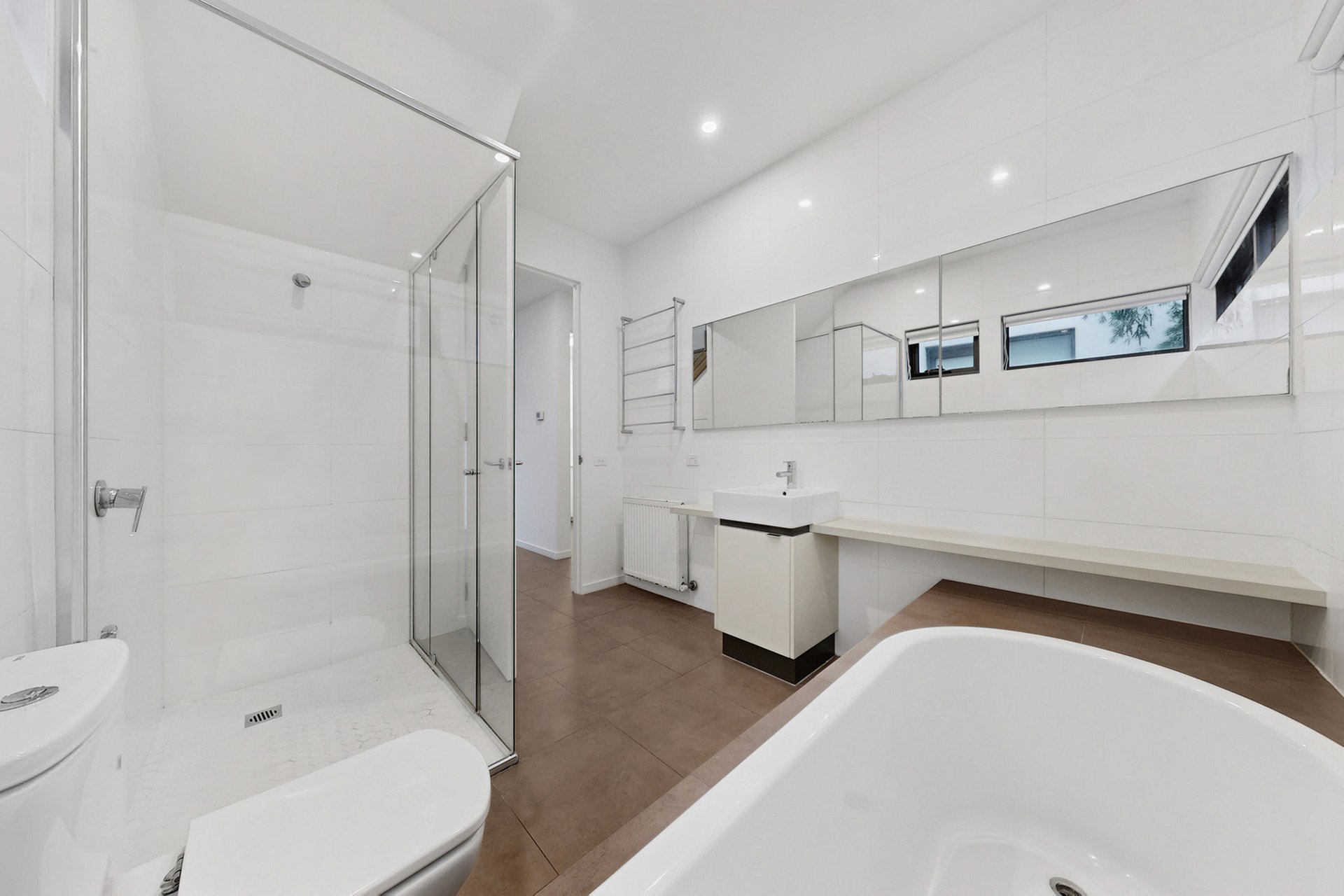2/260 Barkly Street, St&nbsp;Kilda image 4