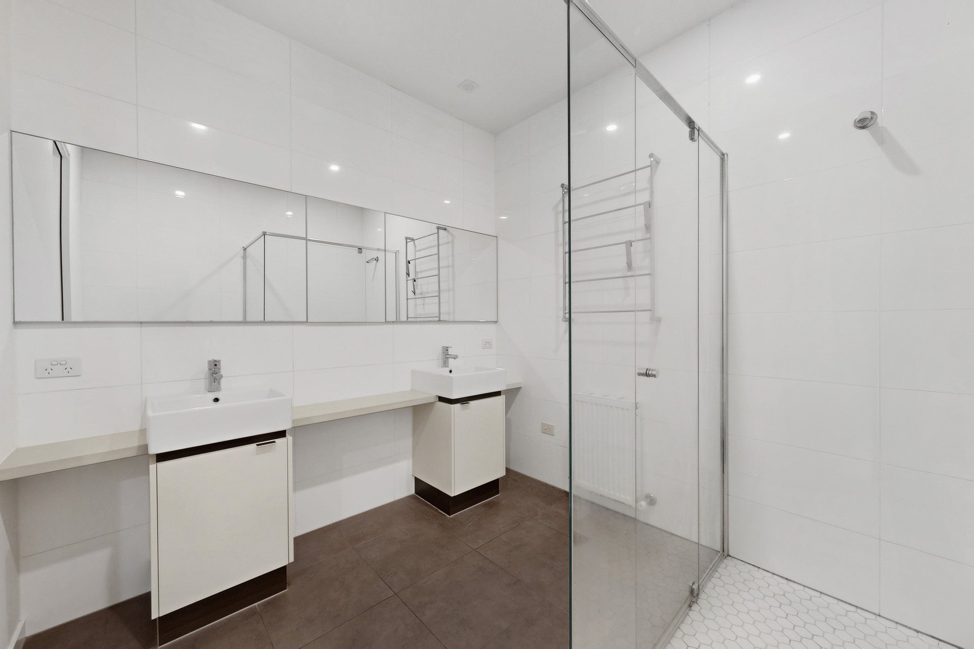 2/260 Barkly Street, St&nbsp;Kilda image 6