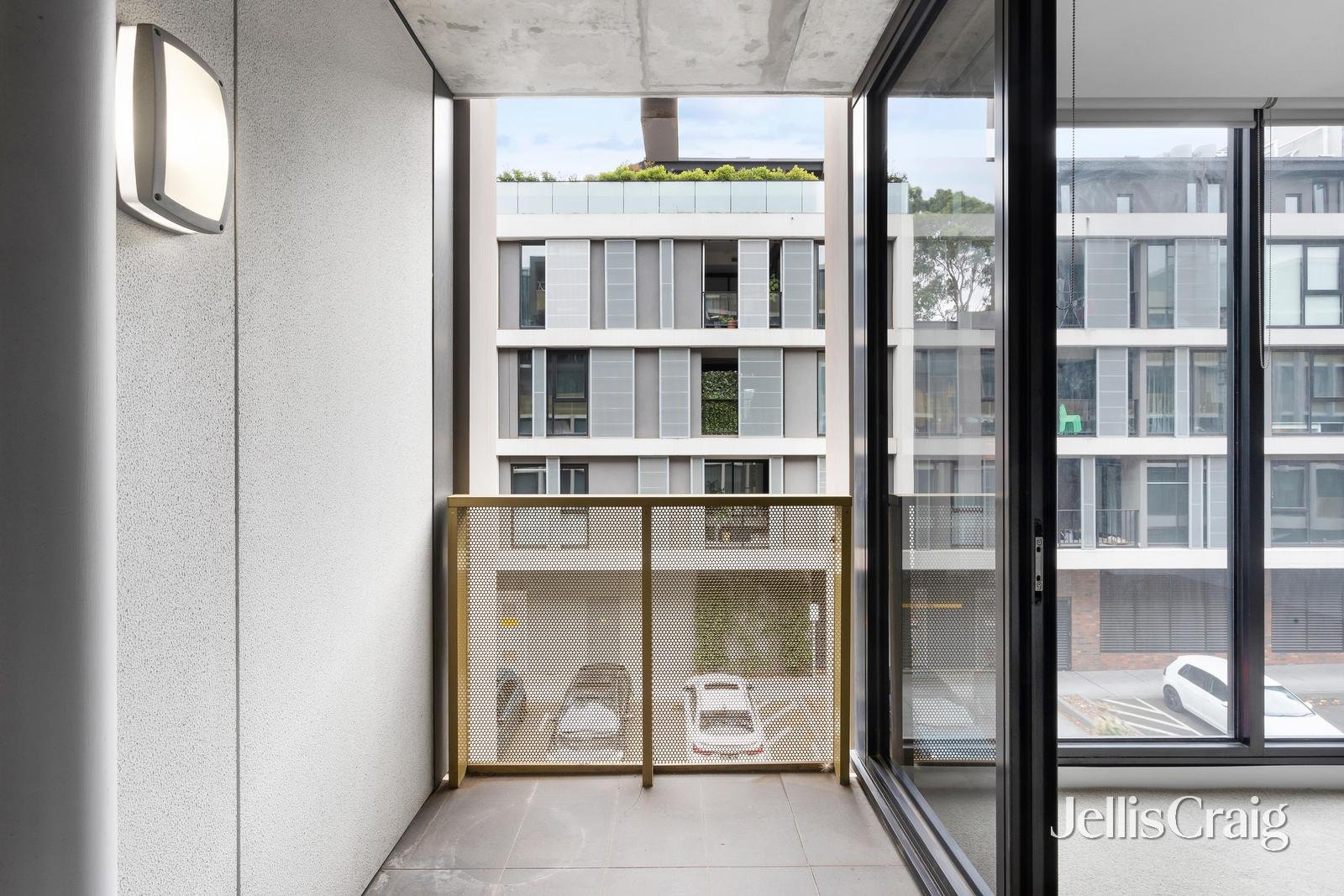 226/2 Golding Street, Hawthorn image 7