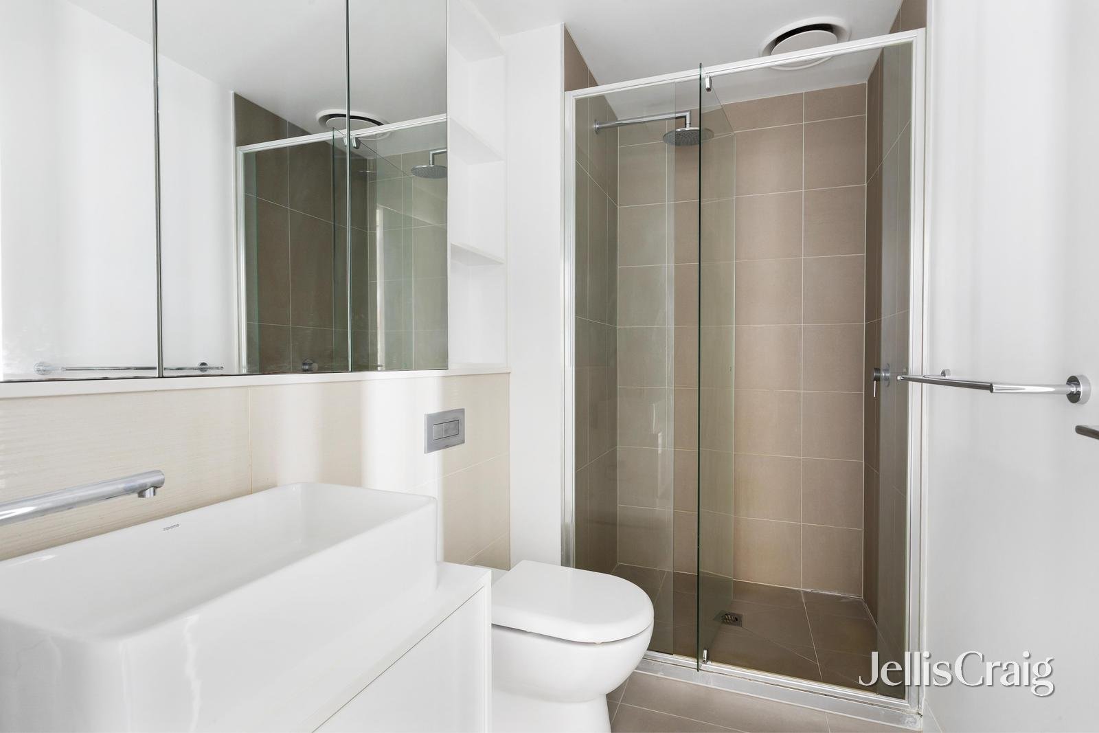 226/2 Golding Street, Hawthorn image 8