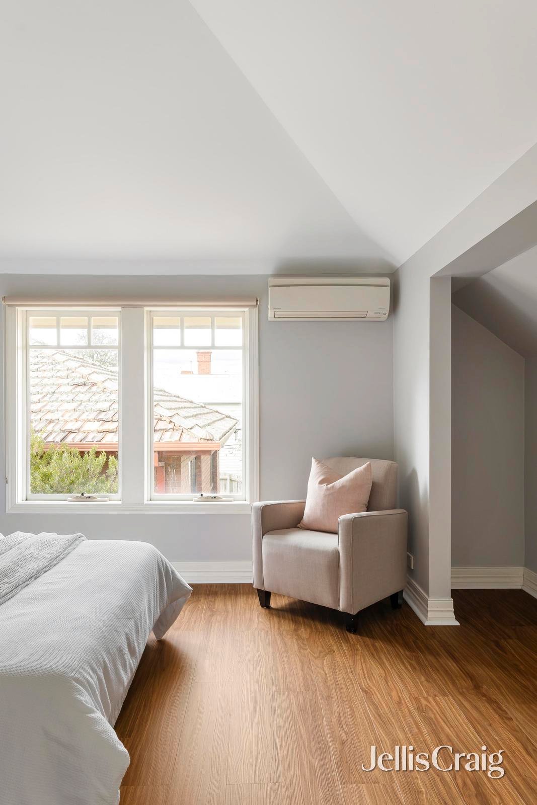 2/266 St Georges Road, Northcote image 8