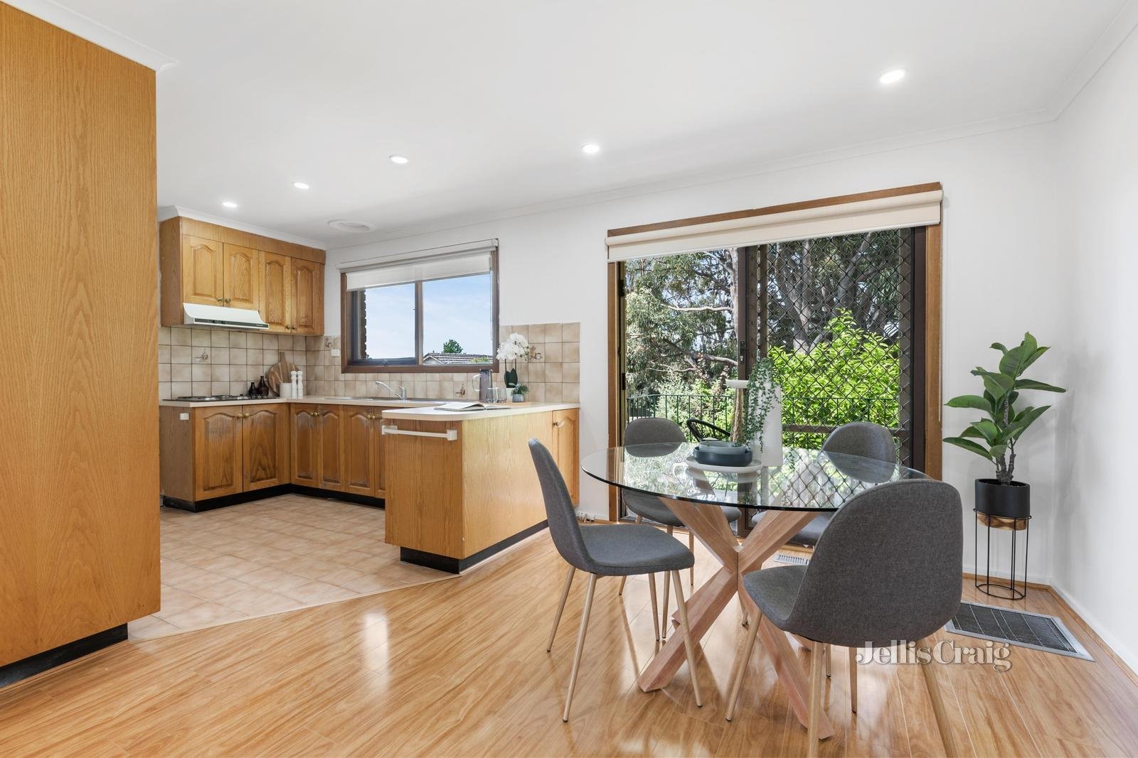 2/268 Gallaghers Road, Glen&nbsp;Waverley image 3