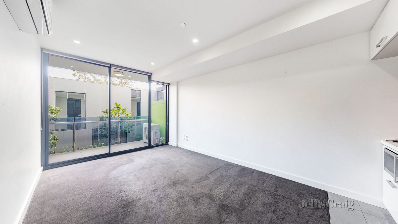 226/81 Riversdale Road, Hawthorn image 1