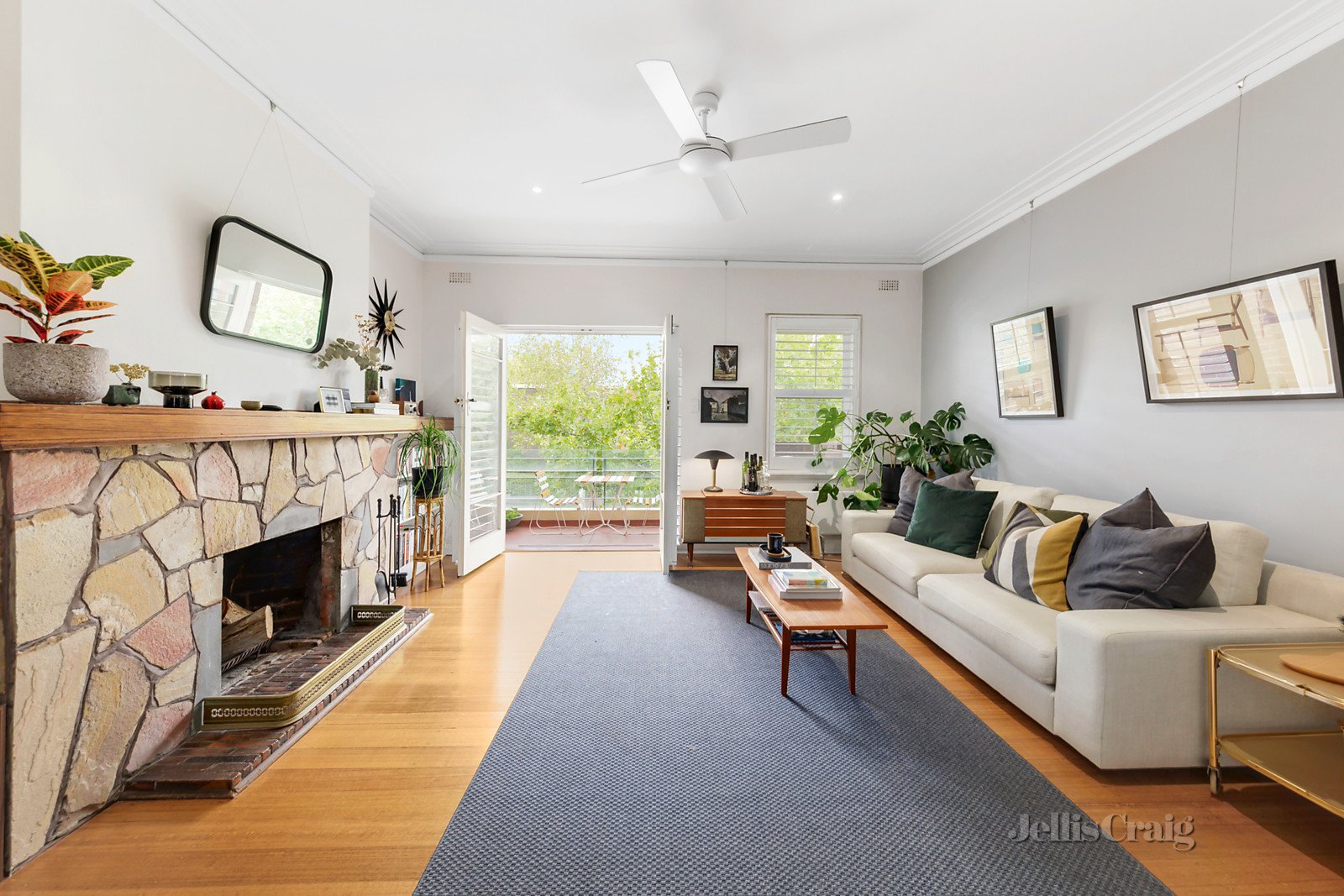 2/269 Williams Road, South Yarra image 2