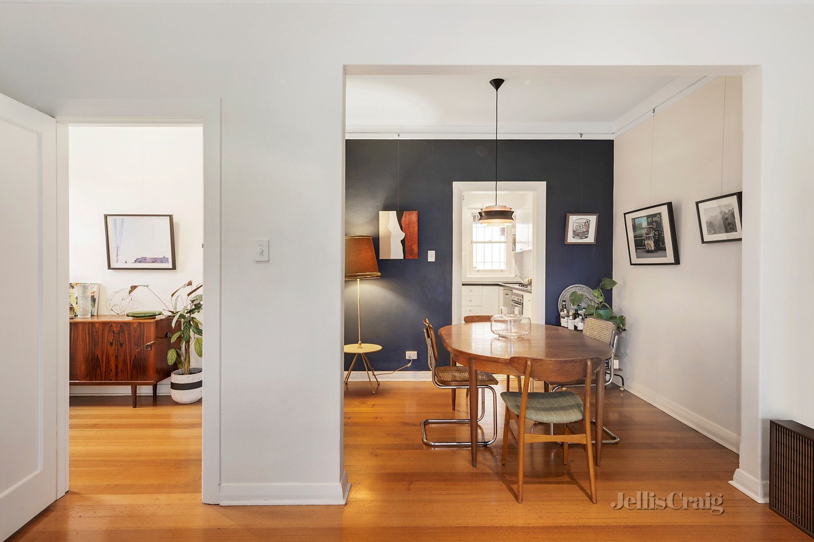2/269 Williams Road, South Yarra image 3