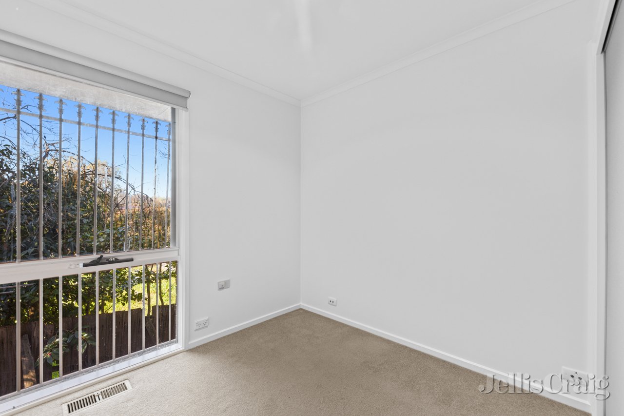 2/27 Alfreda Avenue, Rosanna image 5