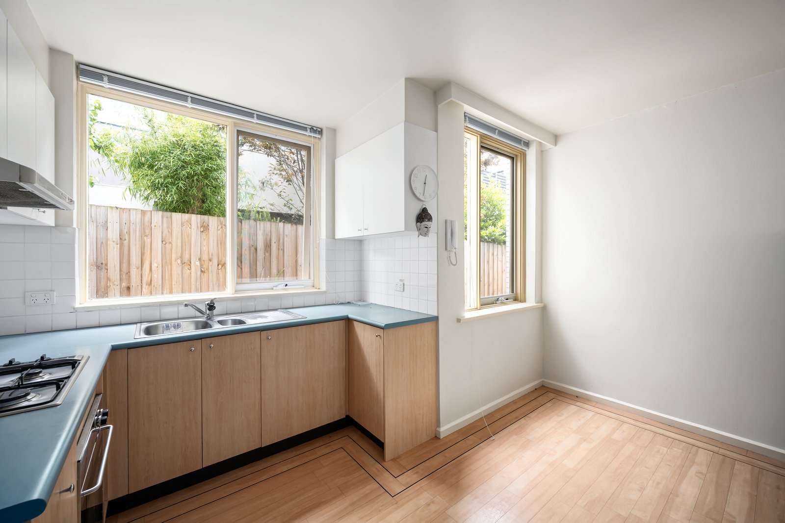 Property Gallery Thumbnail 3