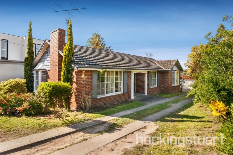227 Belmore Road, Balwyn North image 2