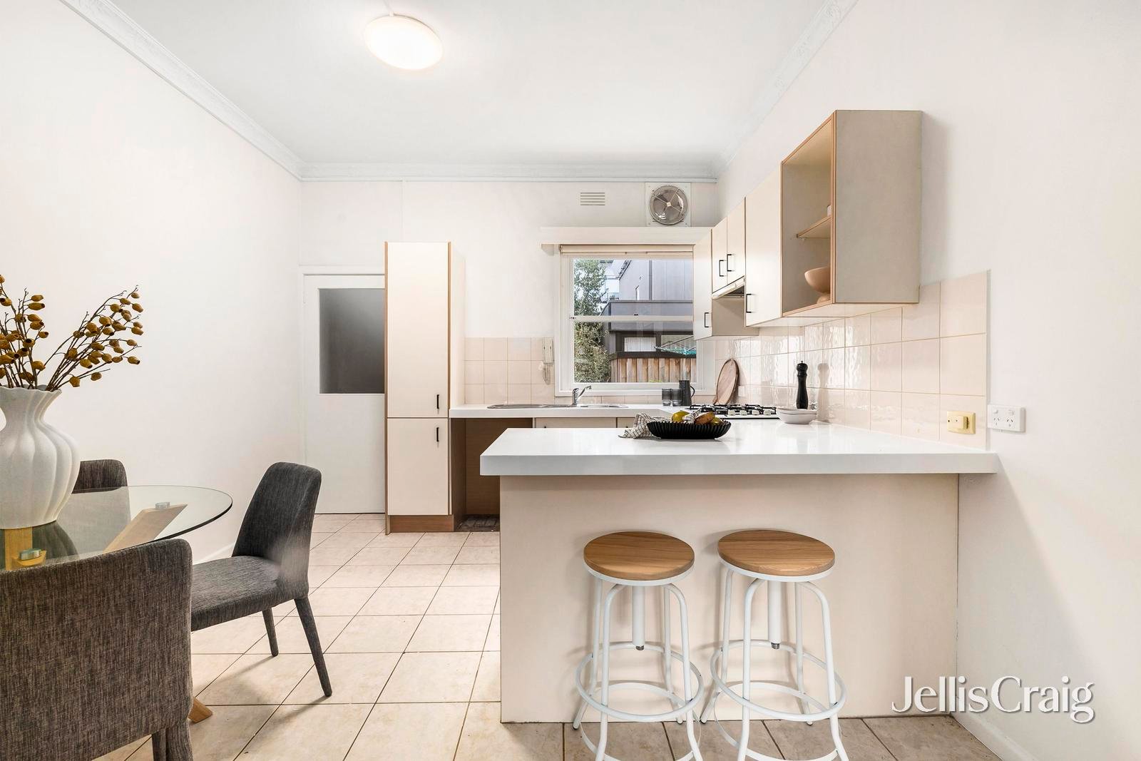 2/27 Bendigo Avenue, Elwood image 9