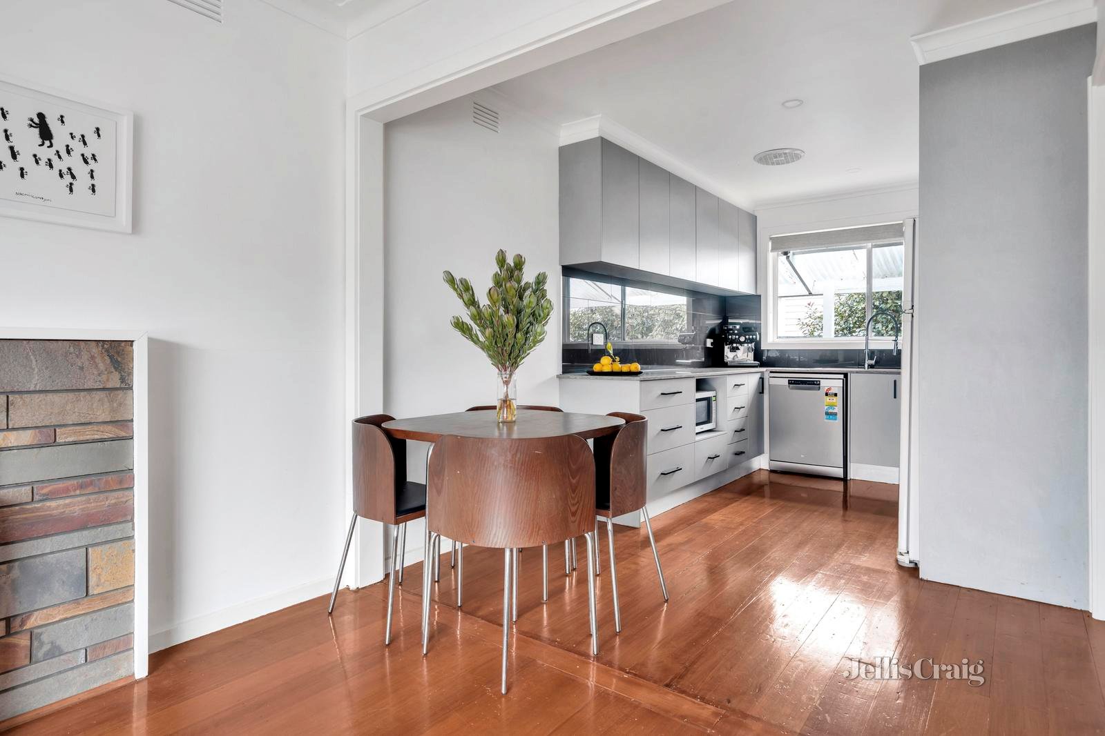 2/27 Cope Street, Coburg image 4