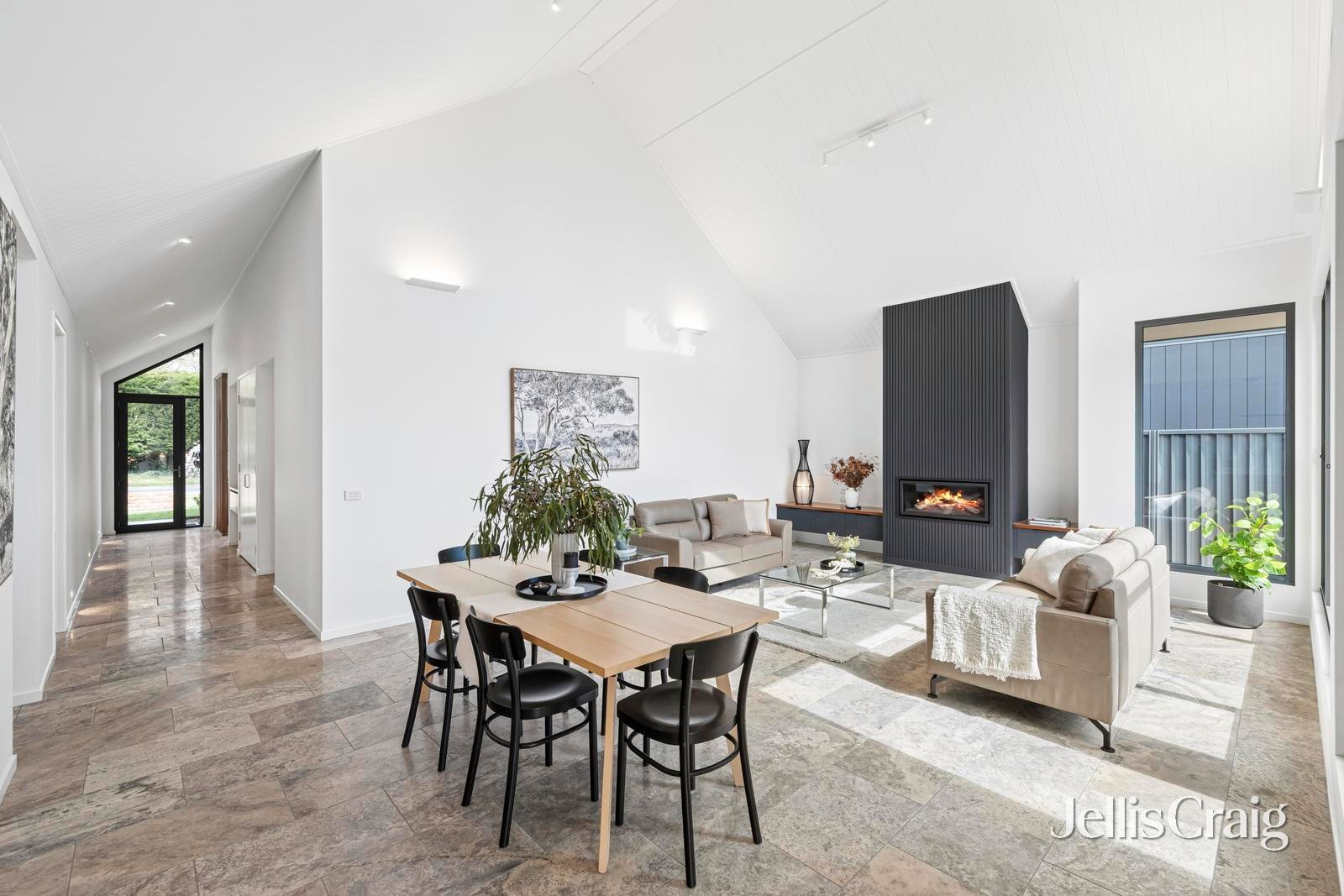 2/27 Corinella Road, Woodend image 6