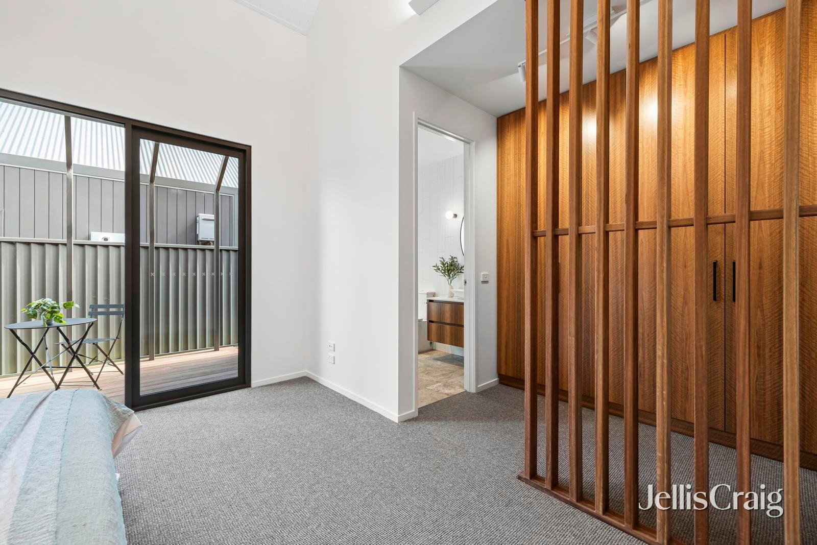 2/27 Corinella Road, Woodend image 12