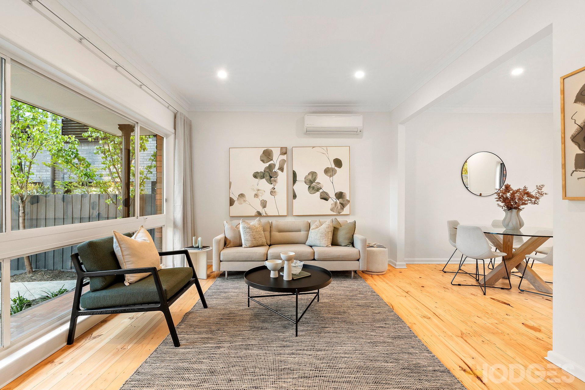 2 / 27 Crisp Street Hampton