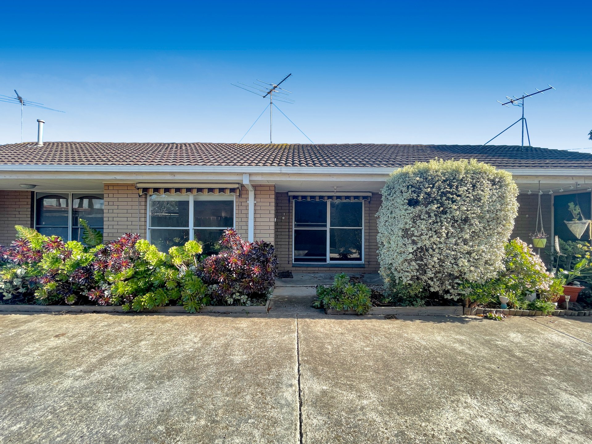 2/27 Isabella Street, Geelong&nbsp;West image 1