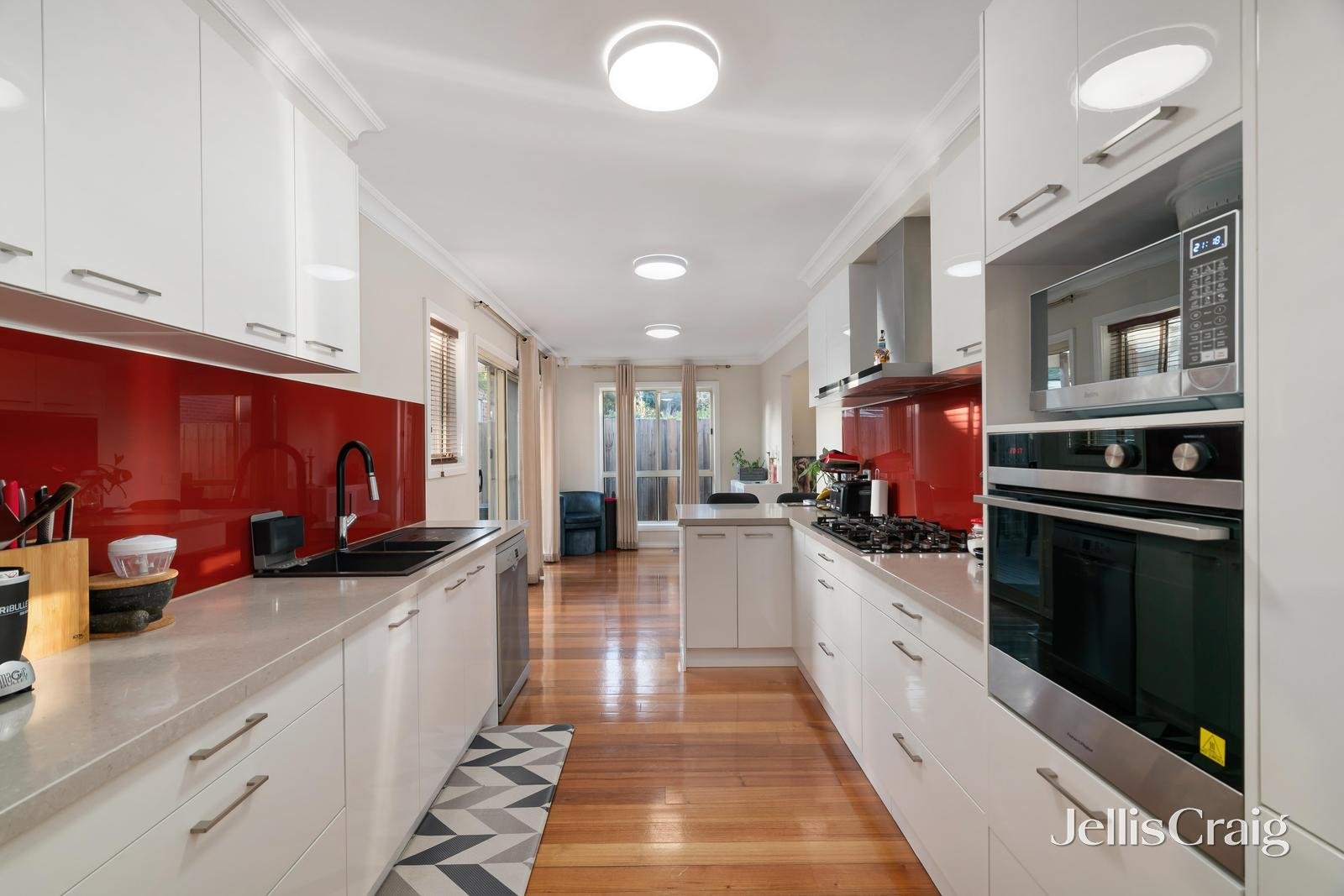 2/27 Mckenna Road, Glen Waverley image 5