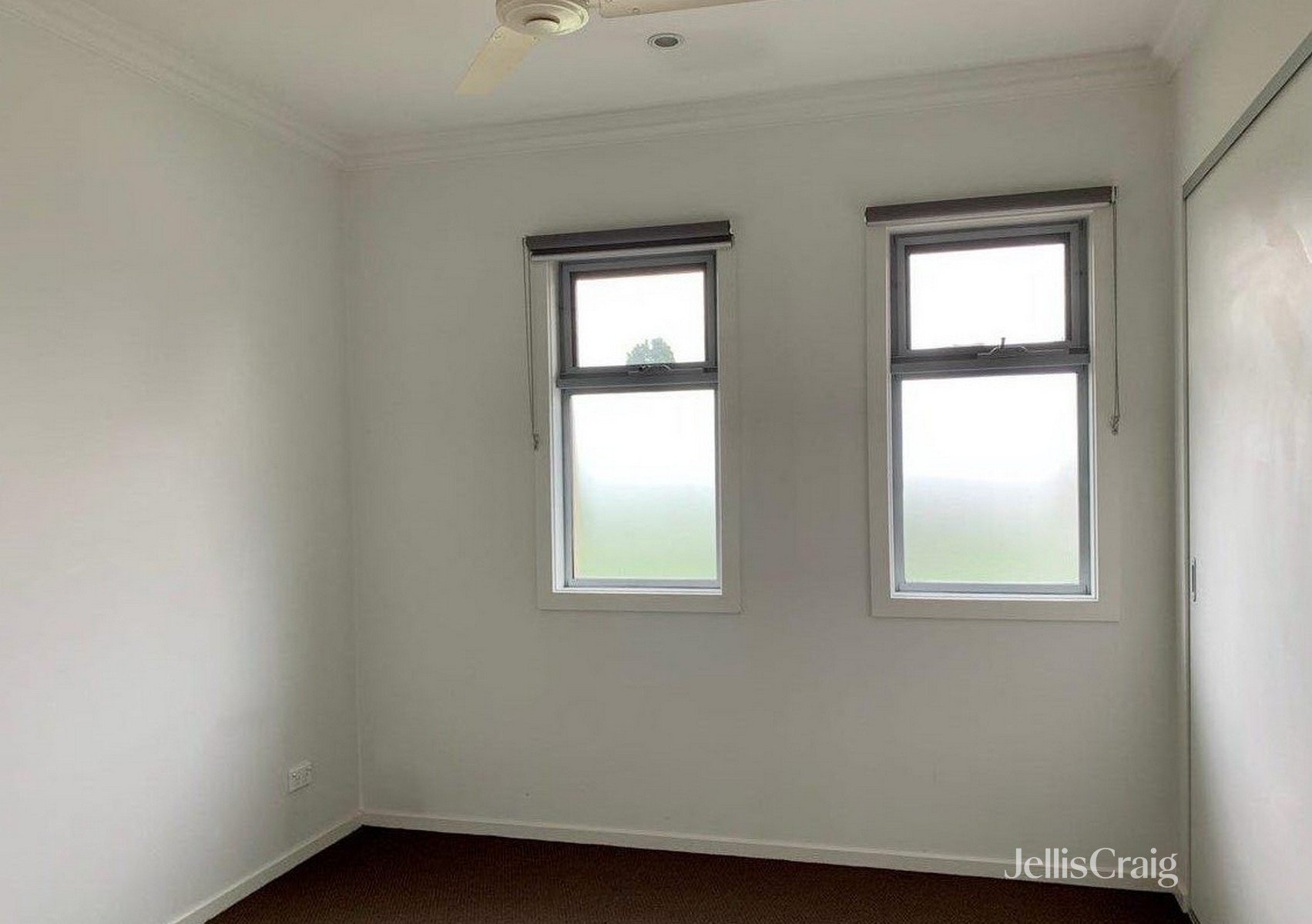 2/27 Mcmahon Road, Reservoir image 5