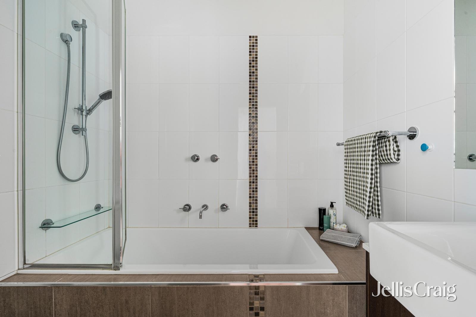 2/27 Normdale Road, Bentleigh&nbsp;East image 8