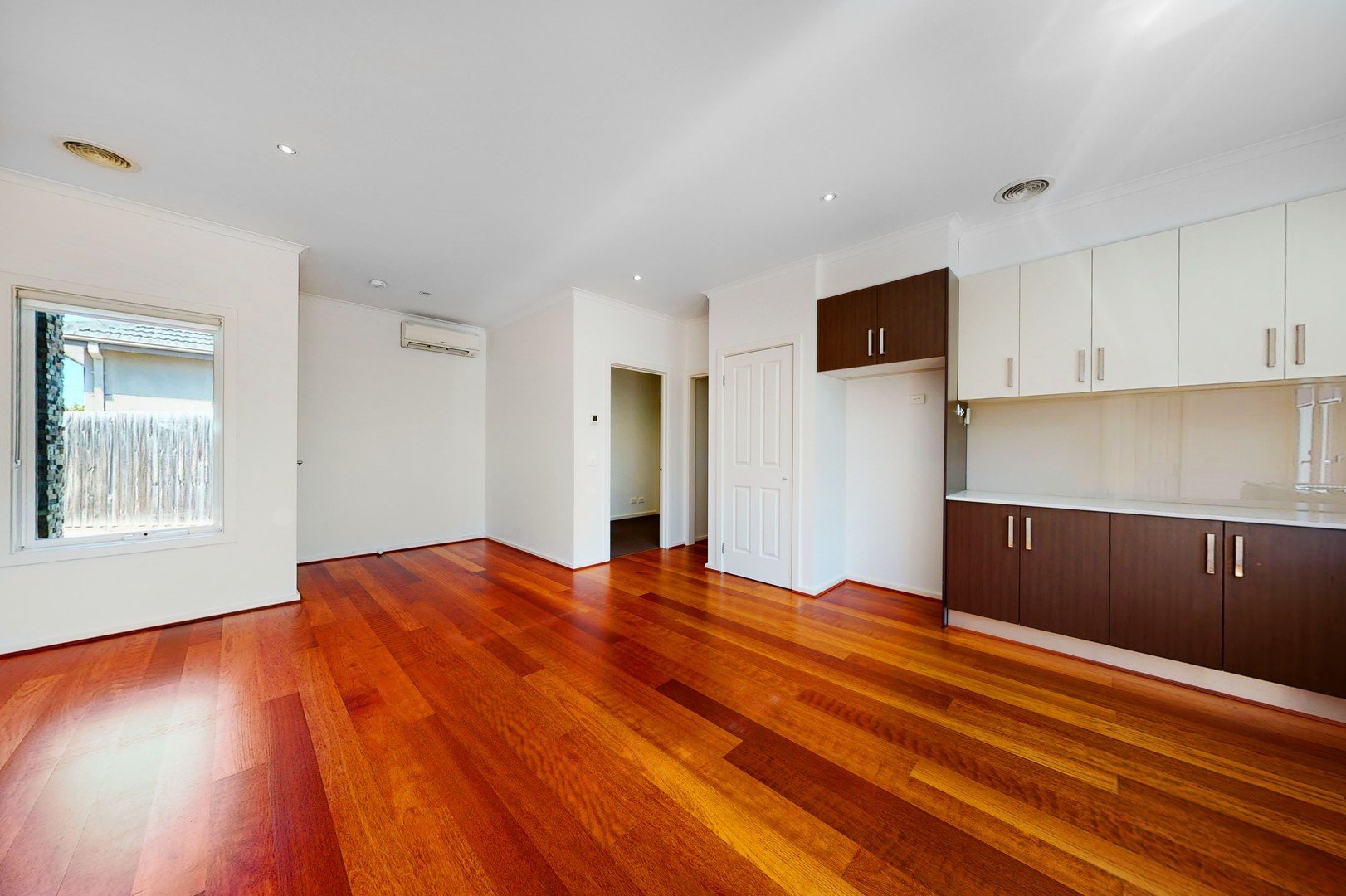 2/27 Normdale Road, Bentleigh East image 3