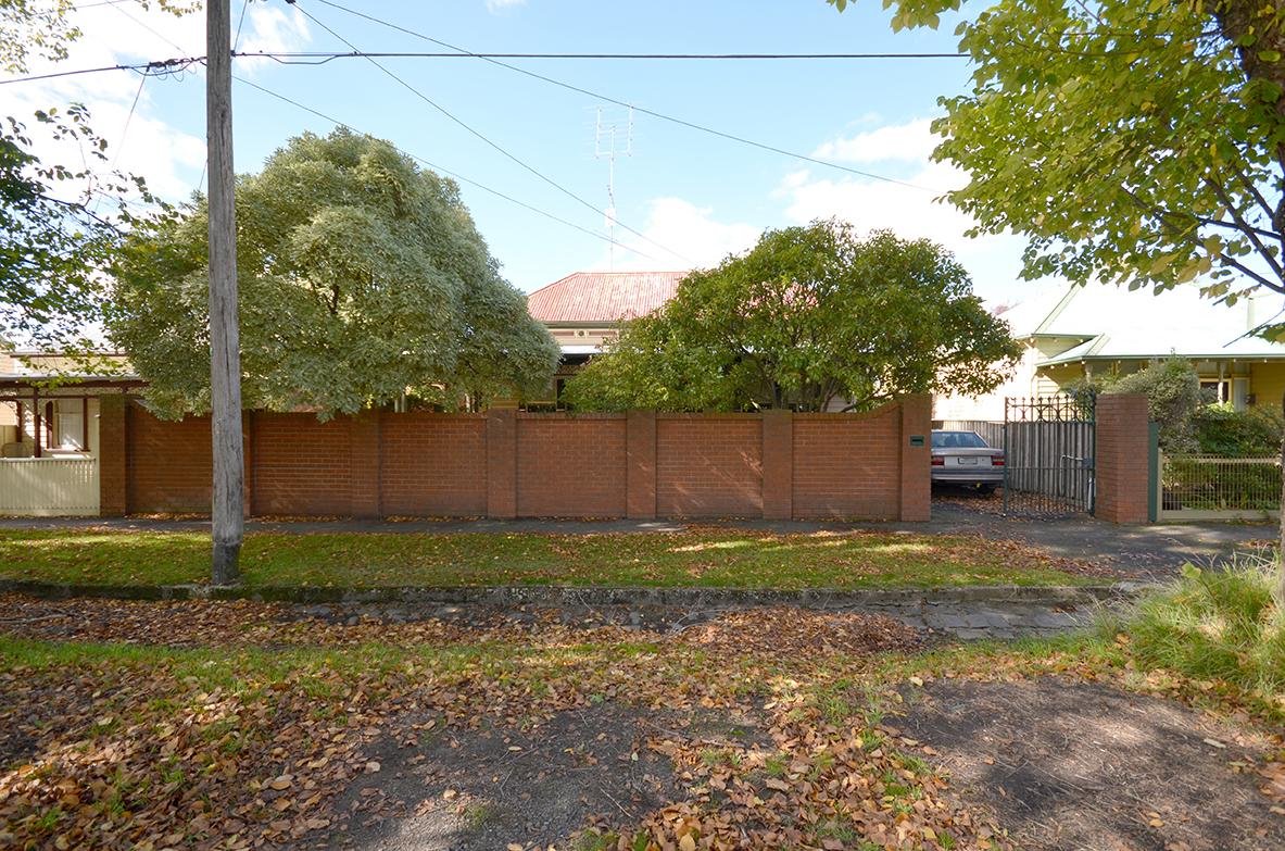 227 Raglan Street South, Ballarat Central image 2