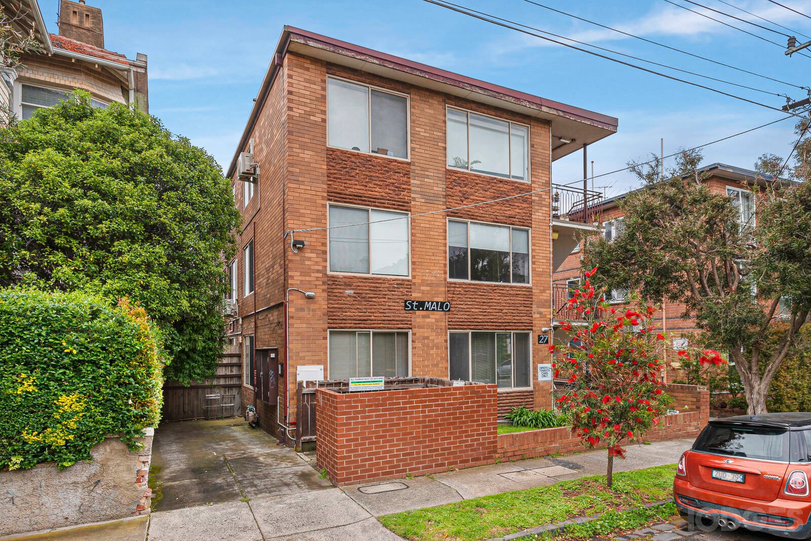 2 / 27 Robe Street St Kilda