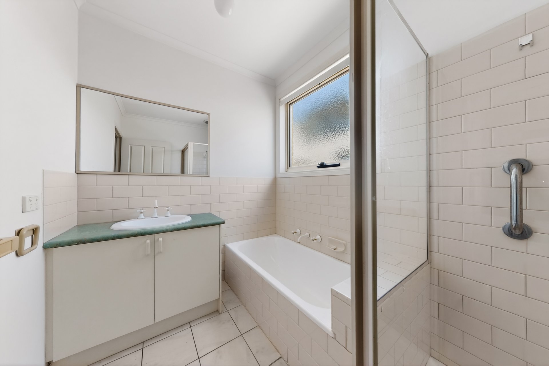 2/27 Small Road, Bentleigh image 6