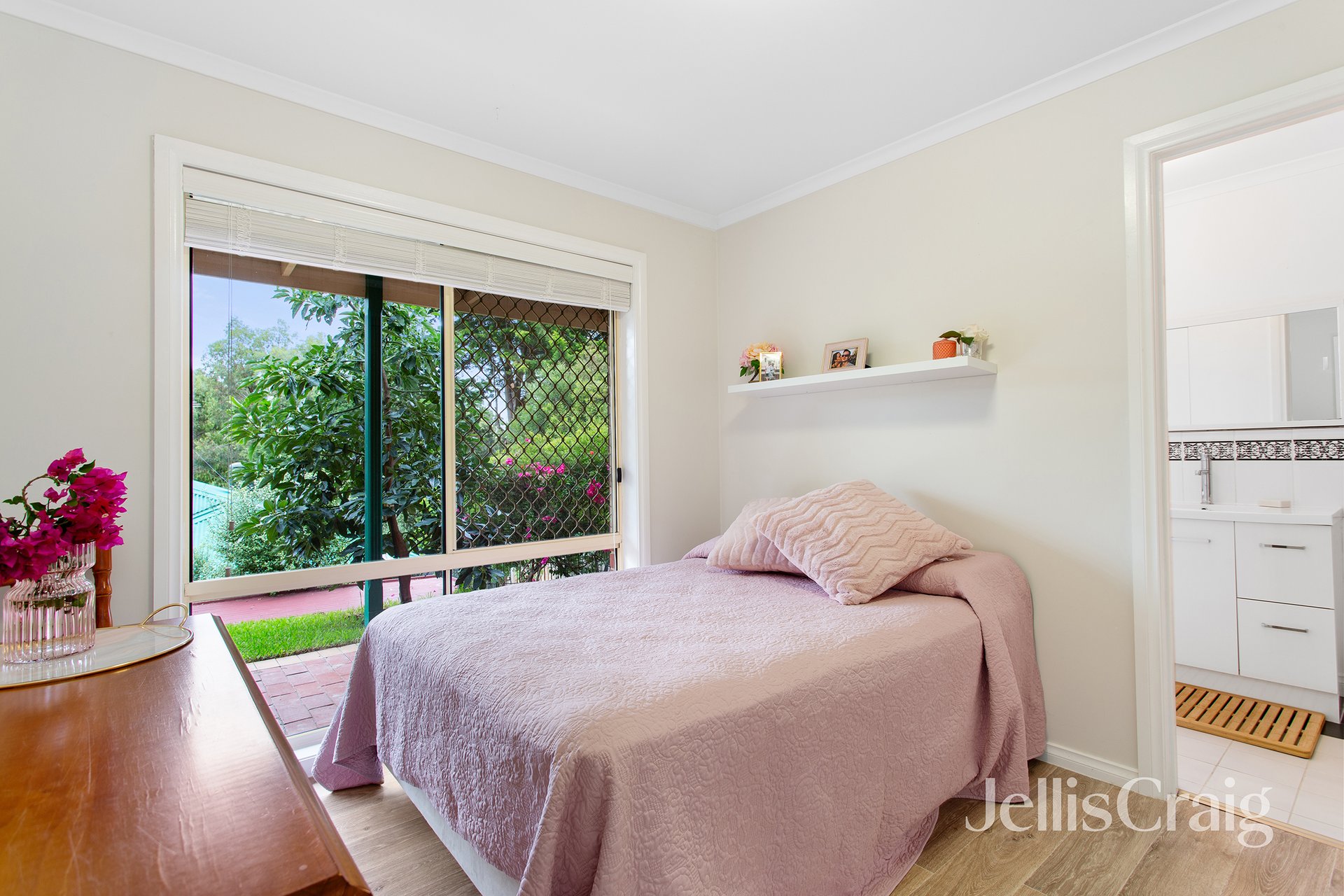 2/27 Tamboon Dr, St&nbsp;Helena image 5