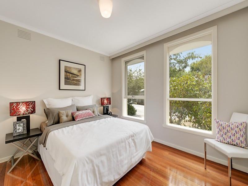 2/27 View Street, Mont Albert image 4