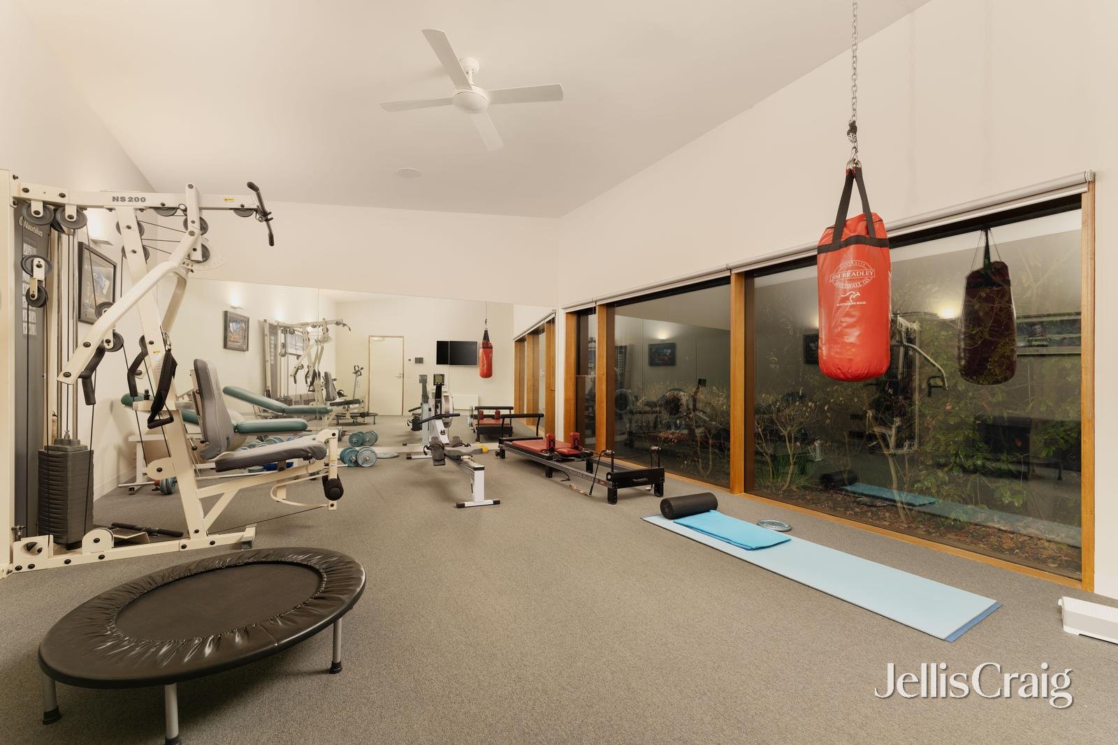 227 Wendouree Parade, Lake Wendouree image 15