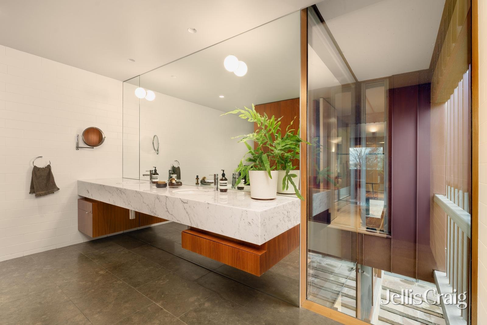 227 Wendouree Parade, Lake Wendouree image 29