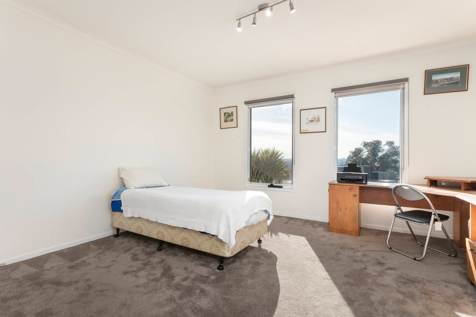 Property Gallery Thumbnail 8