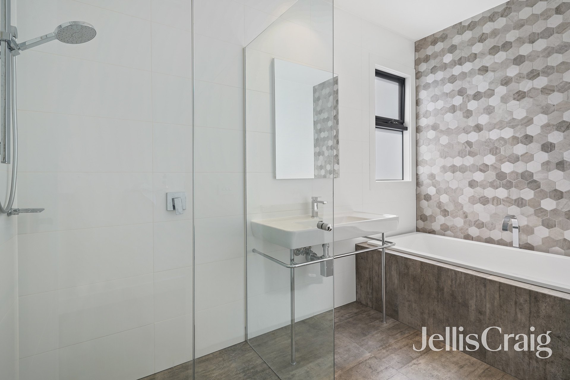 2/270a Balcombe Road, Beaumaris image 9