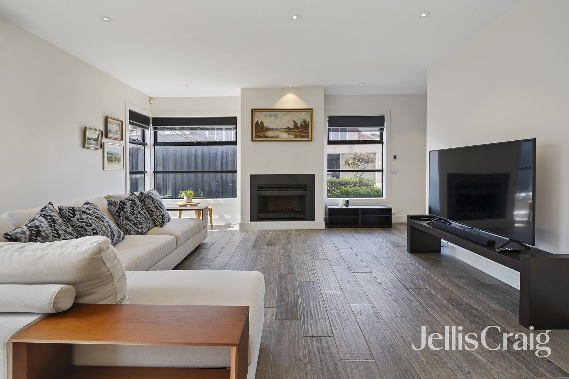 2/270a Balcombe Road, Beaumaris image 2